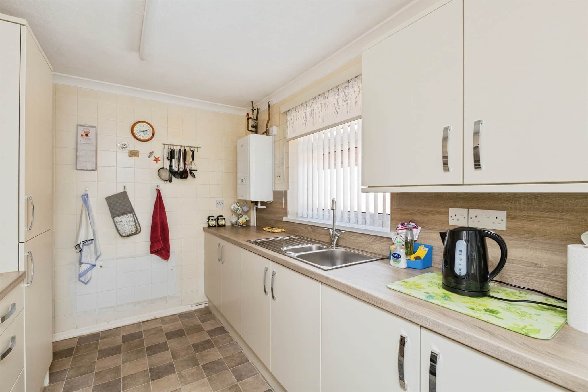 Property at Lidford Tor Avenue, Paignton
