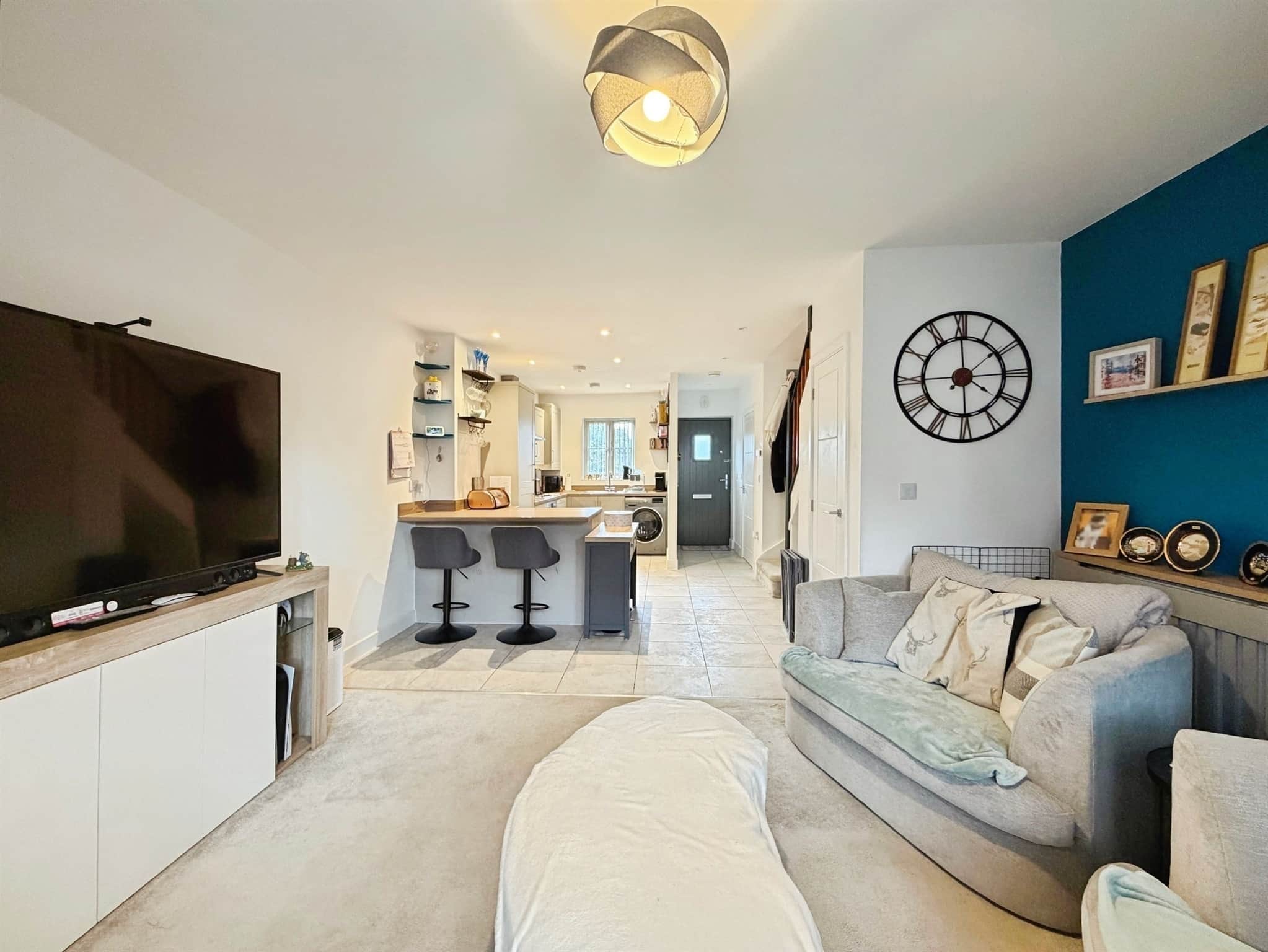 Property at Holywell Drive, Temple Herdewyke, Southam