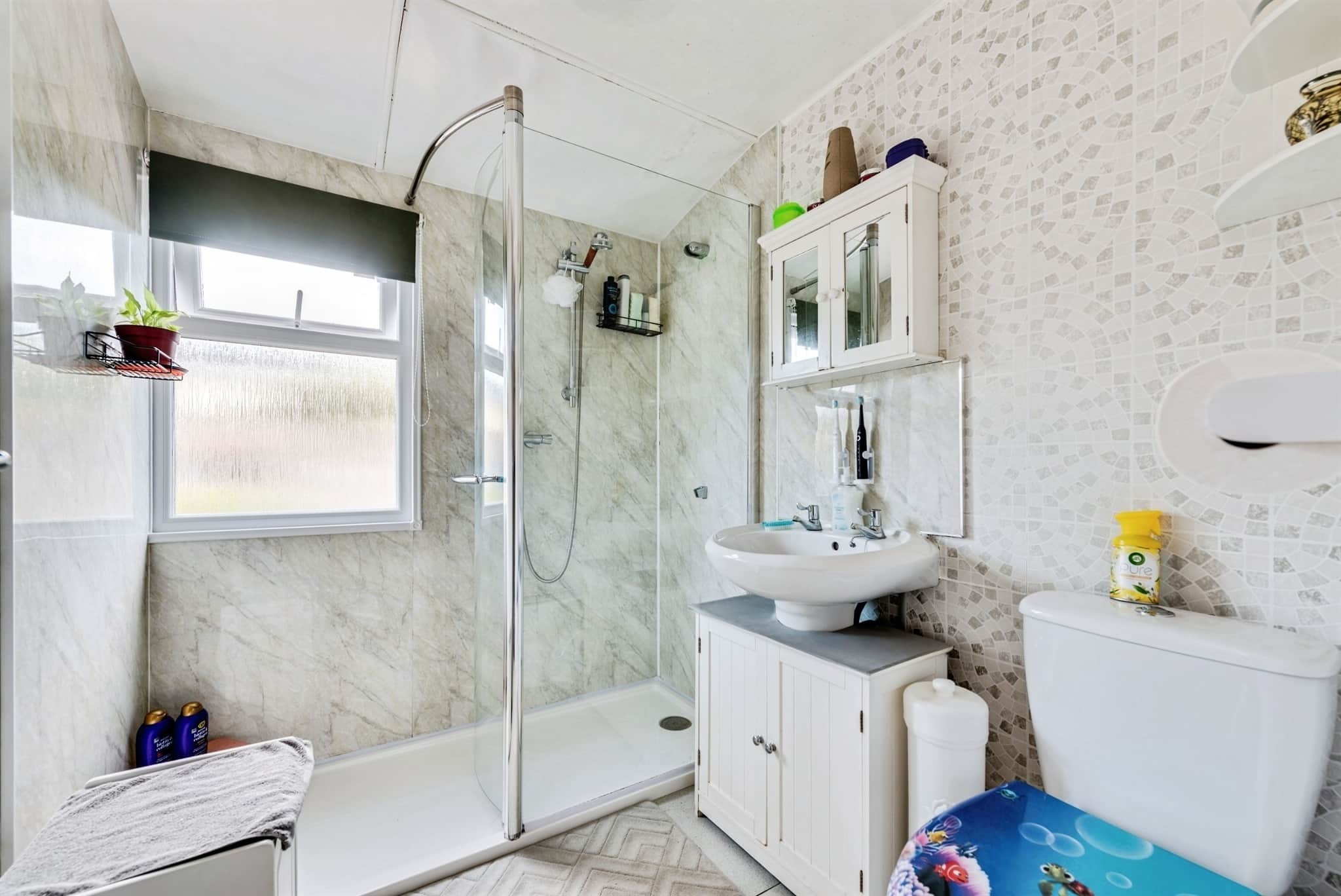 Property at New Look Mobile Home Park, Carterton, Oxfordshire