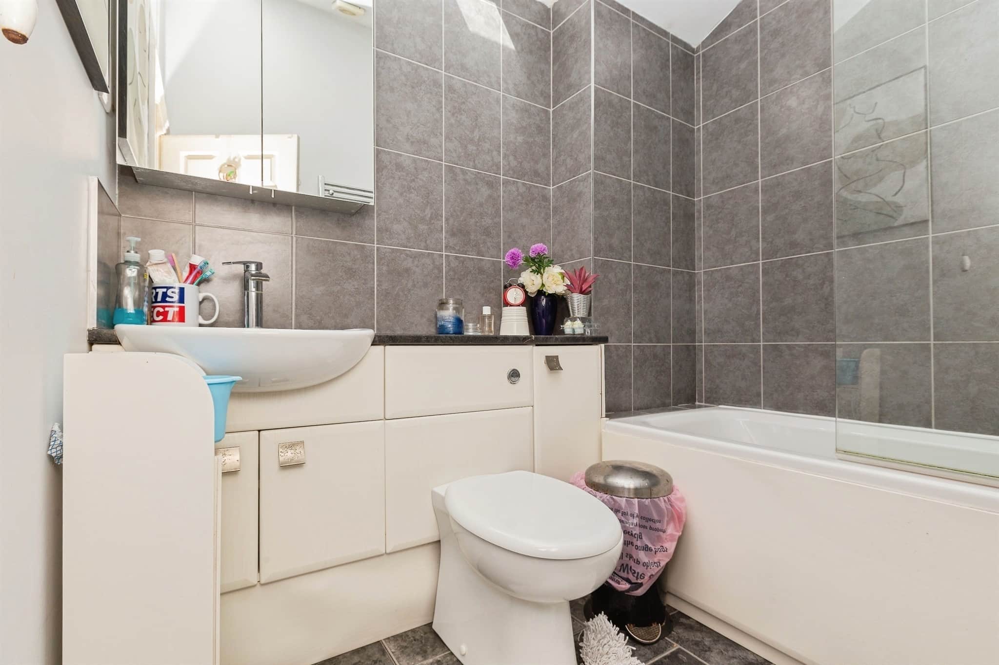 Property at Duncombe Drive, Leighton Buzzard