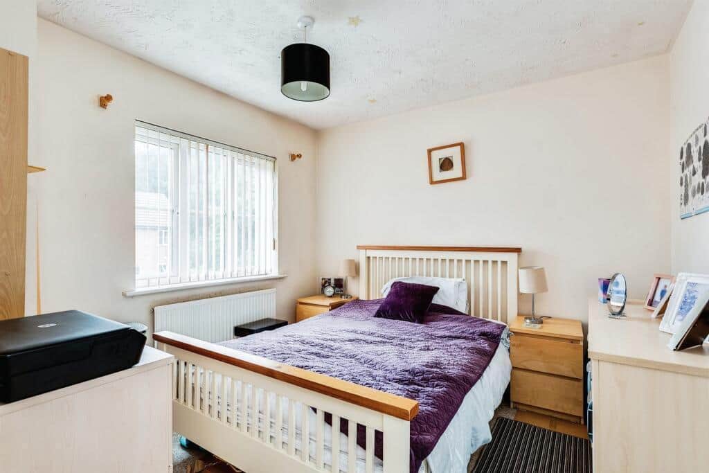 Property at Wynwards Road, Swindon