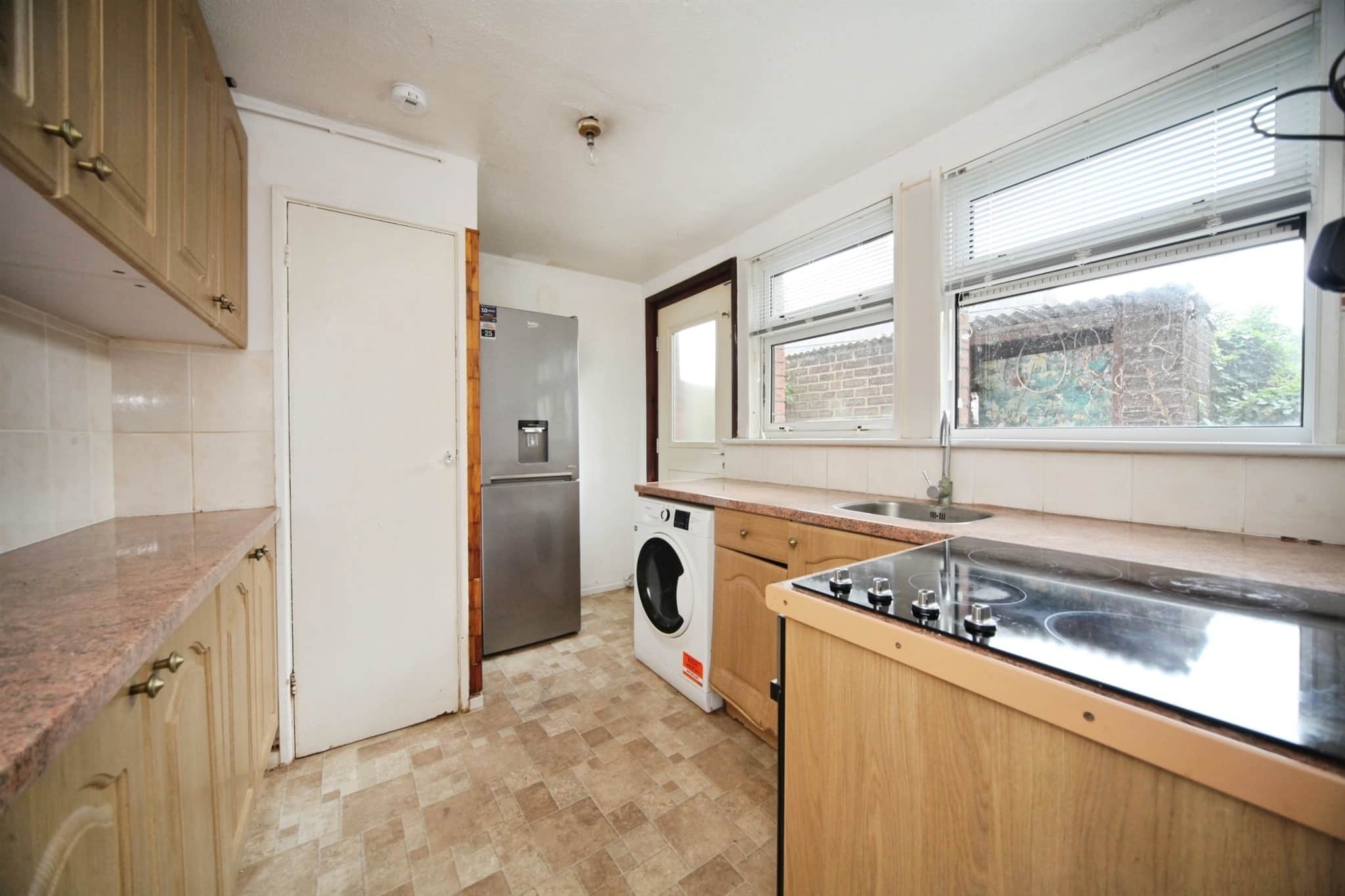 Property at Spinney Road, Luton