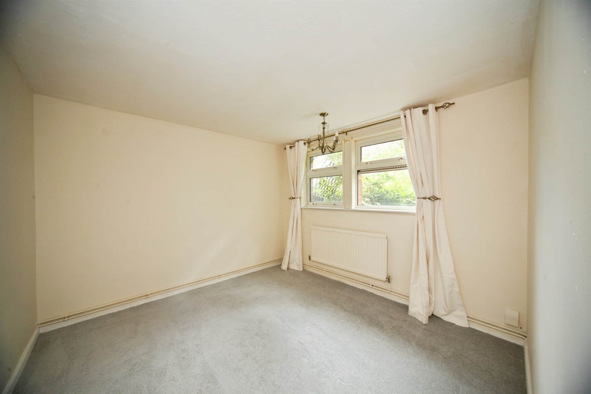 Property at Spinney Road, Luton