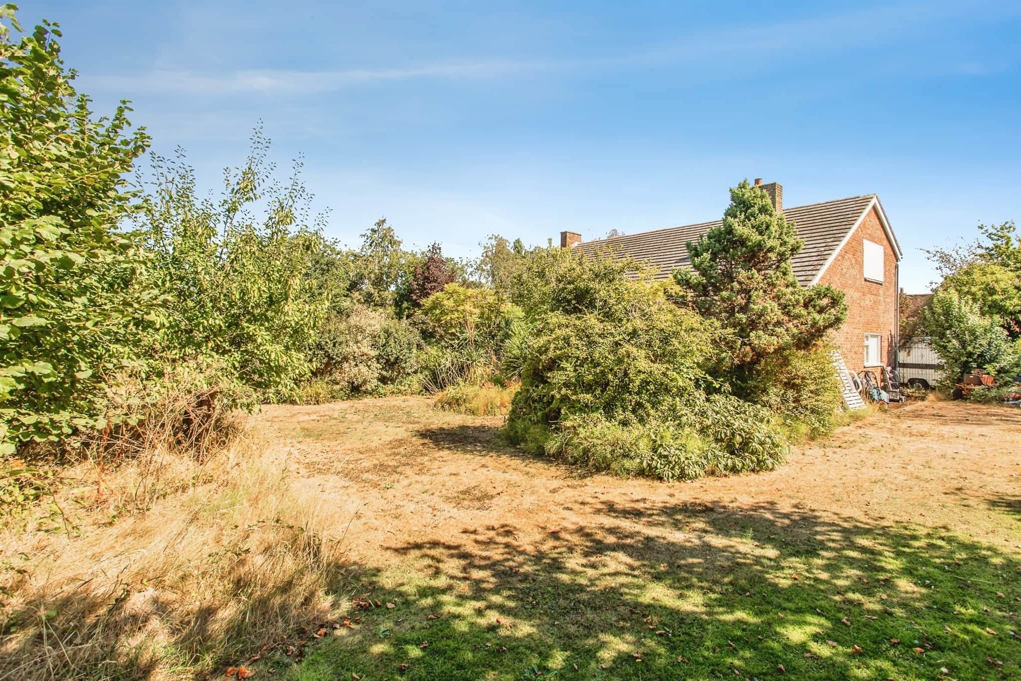 Property at Kingsmans Farm Road, Hullbridge, Hockley