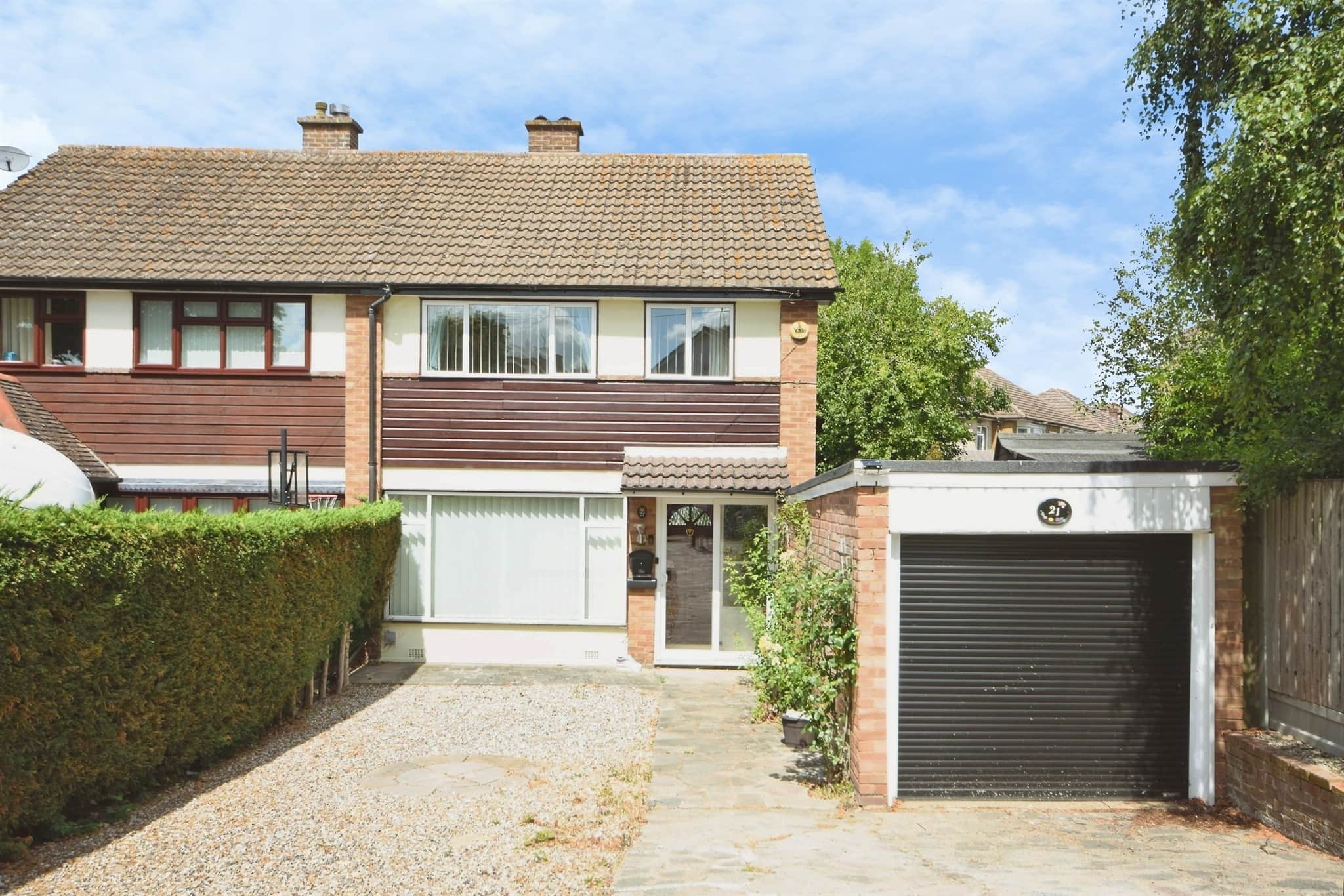 Property at Hares Chase, Billericay