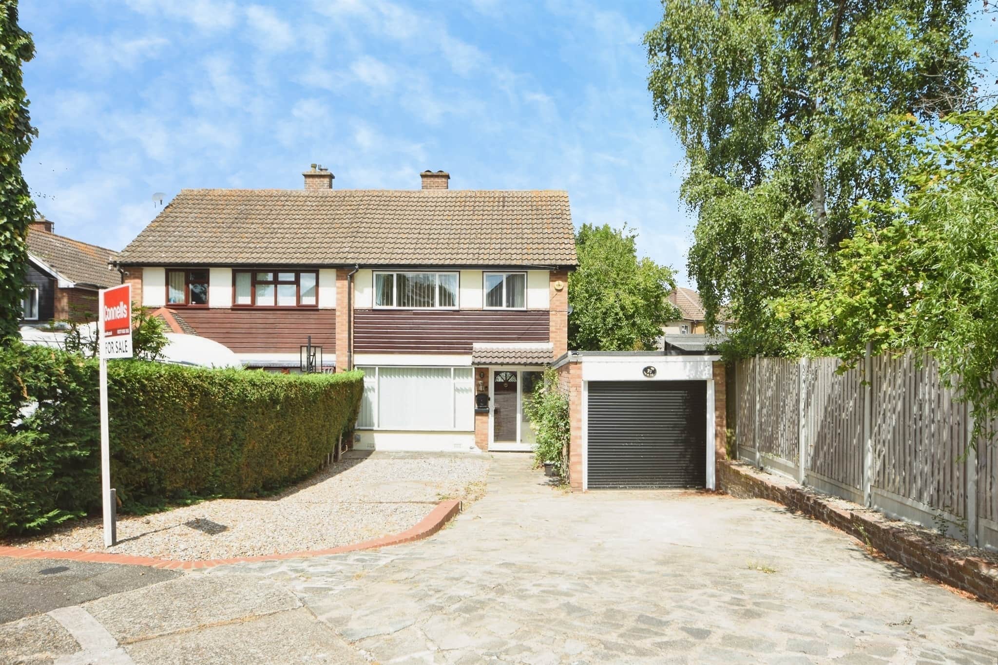 Property at Hares Chase, Billericay
