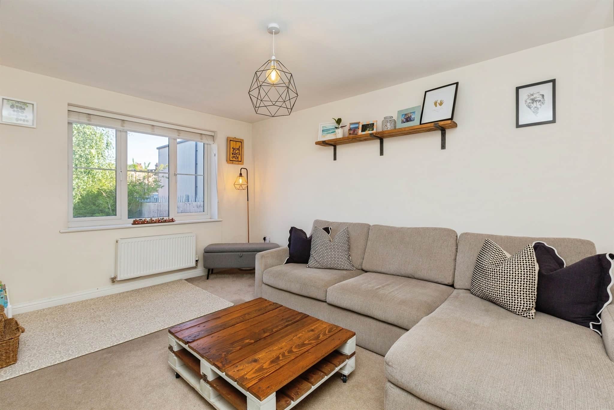 Property at Chappell Close, Aylesbury