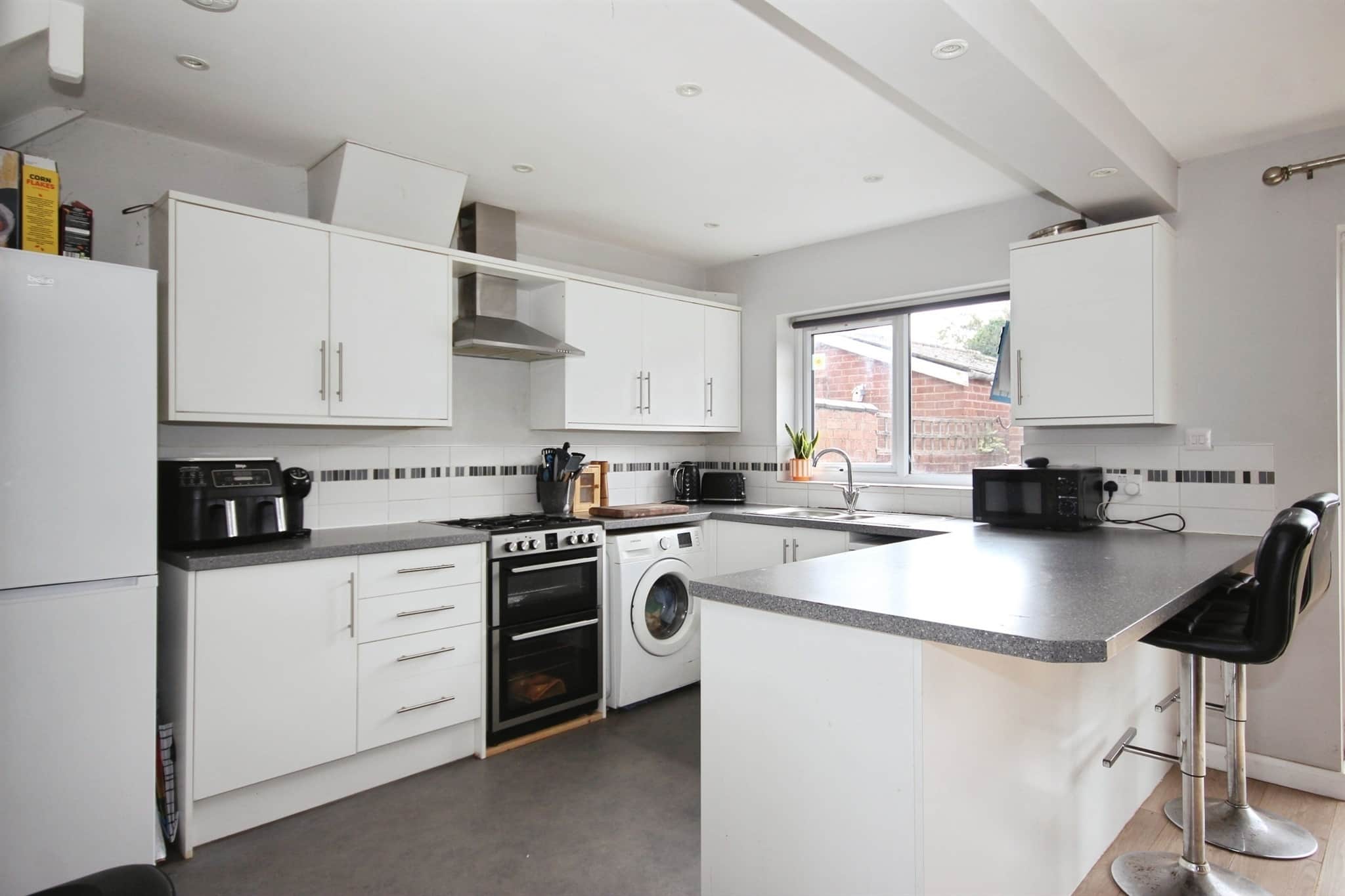 Property at Hatherell Road, Radford Semele, Leamington Spa