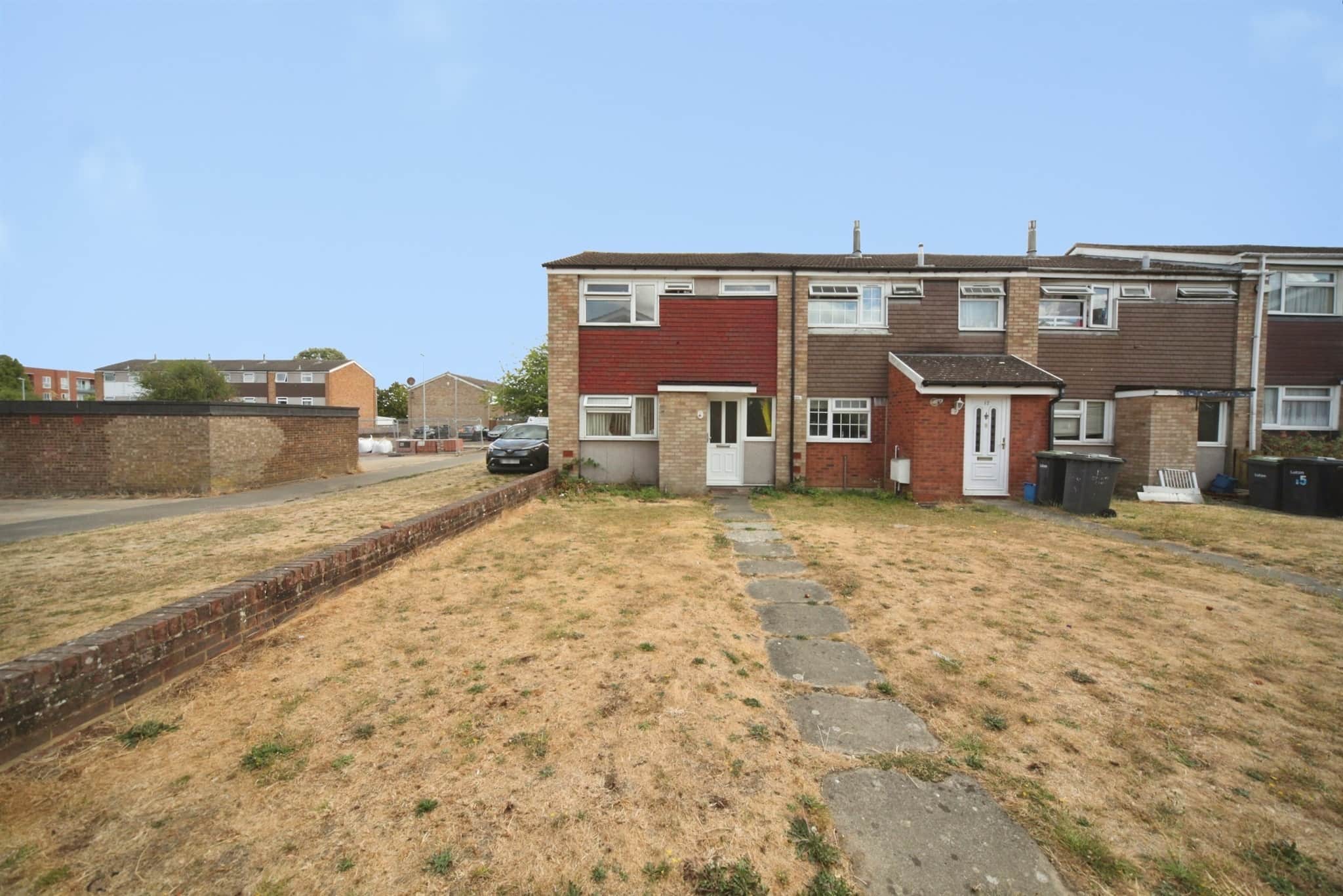 Property at Sylam Close, Luton