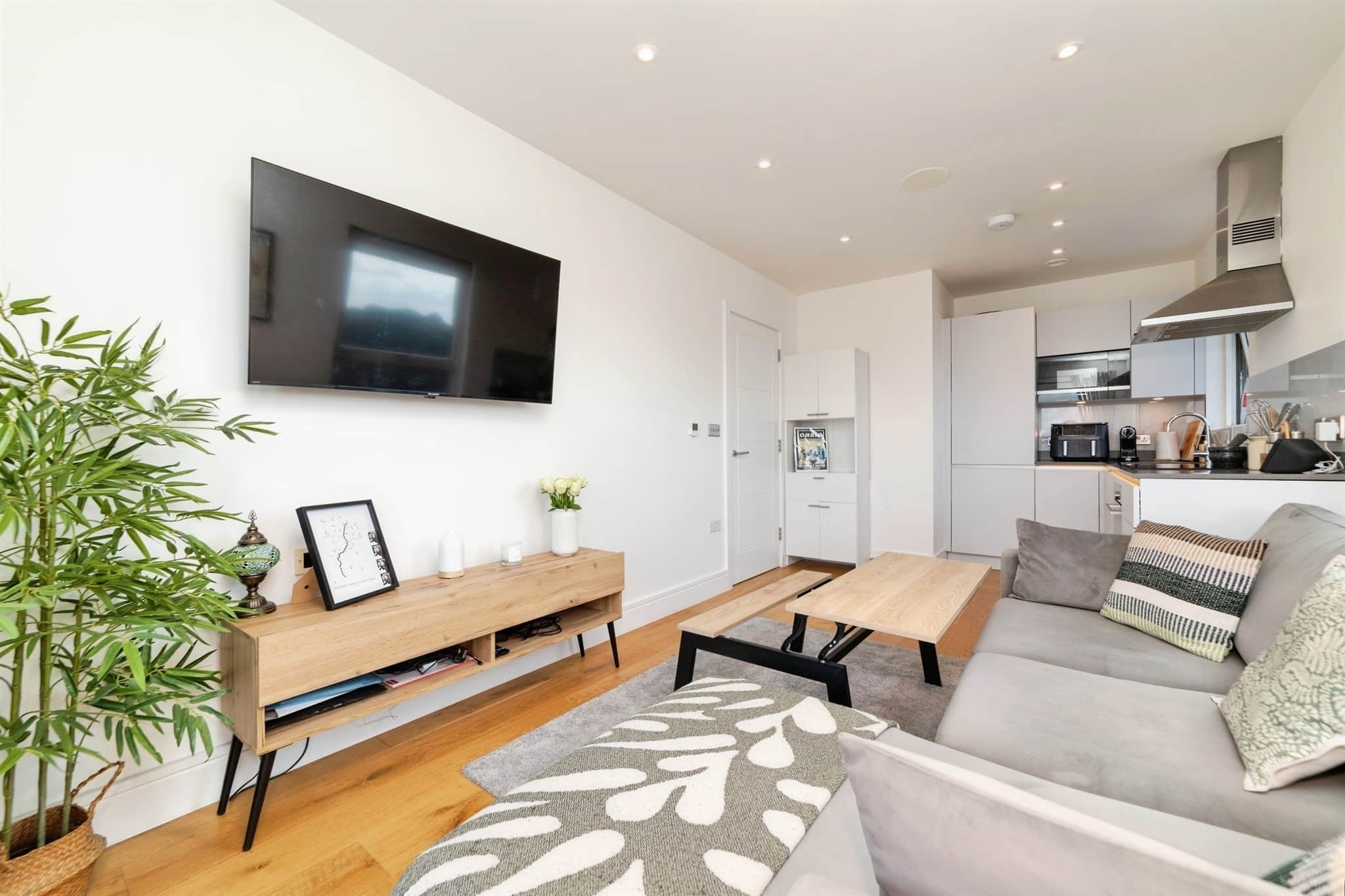 Property at Broadwater Road, Welwyn Garden City