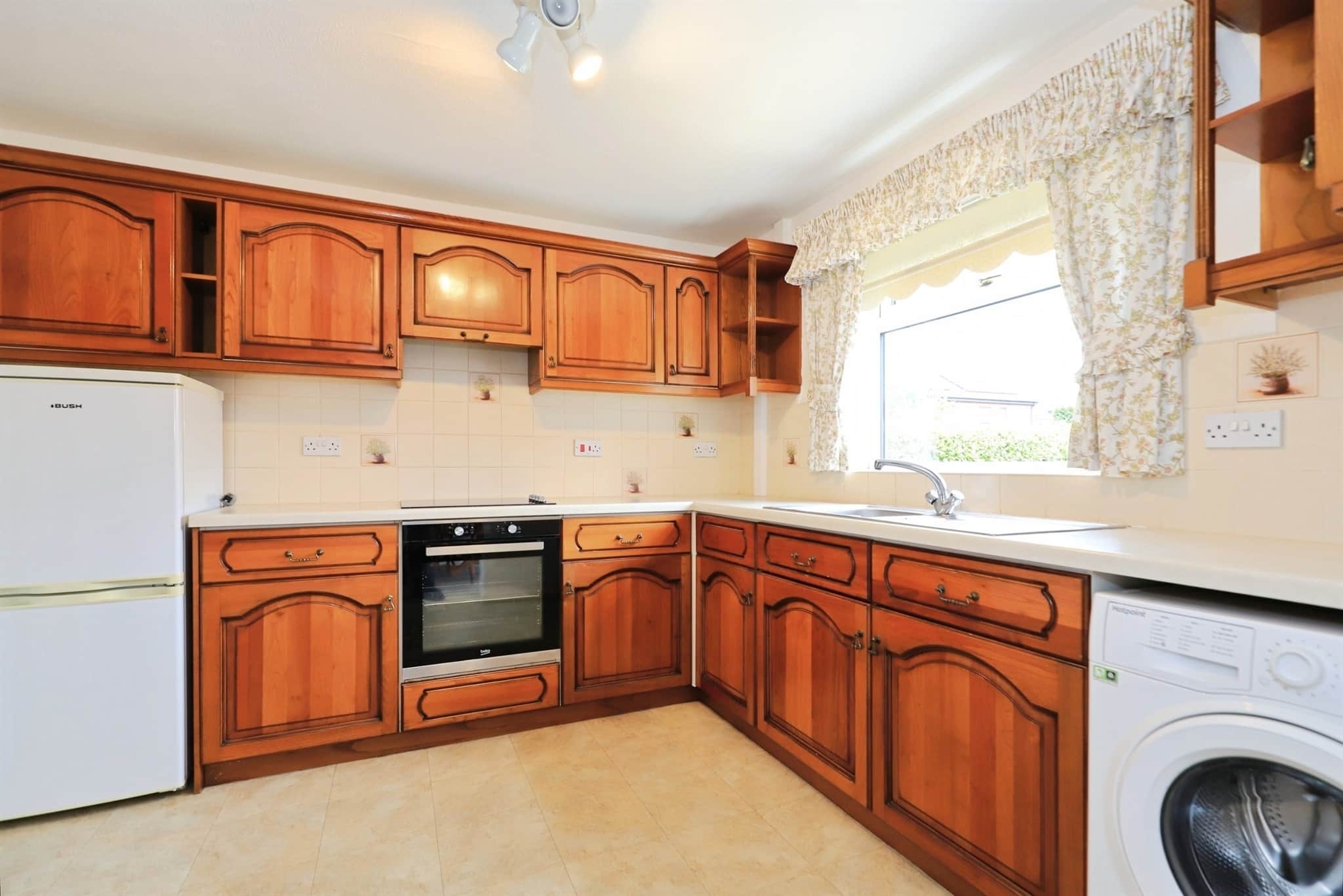 Property at March End Road, Wednesfield, Wolverhampton