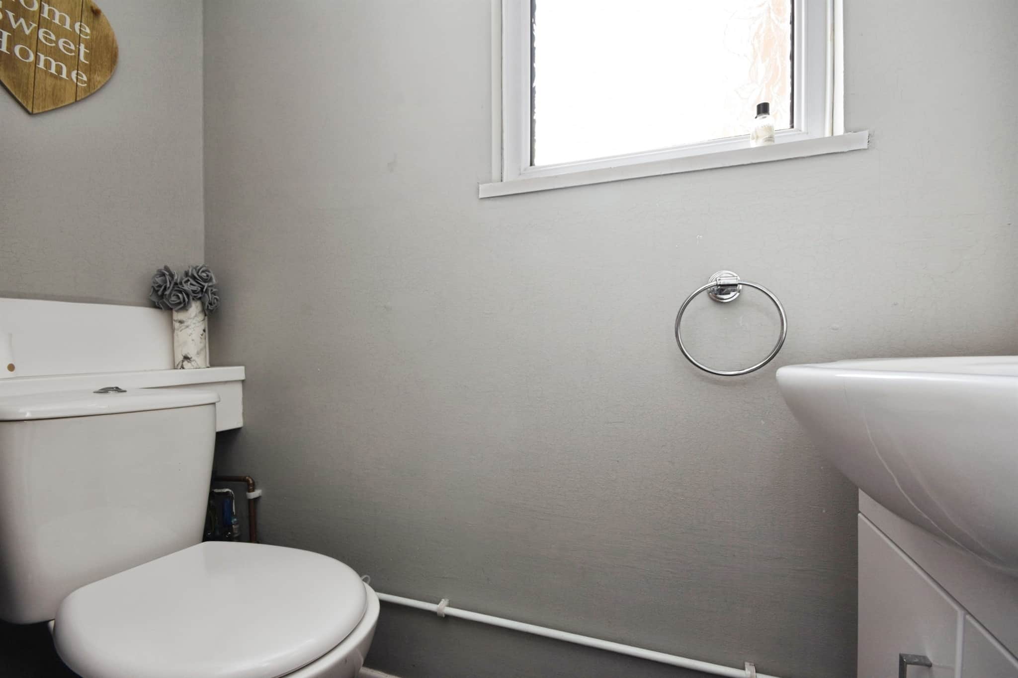 Property at Hartford End, Basildon