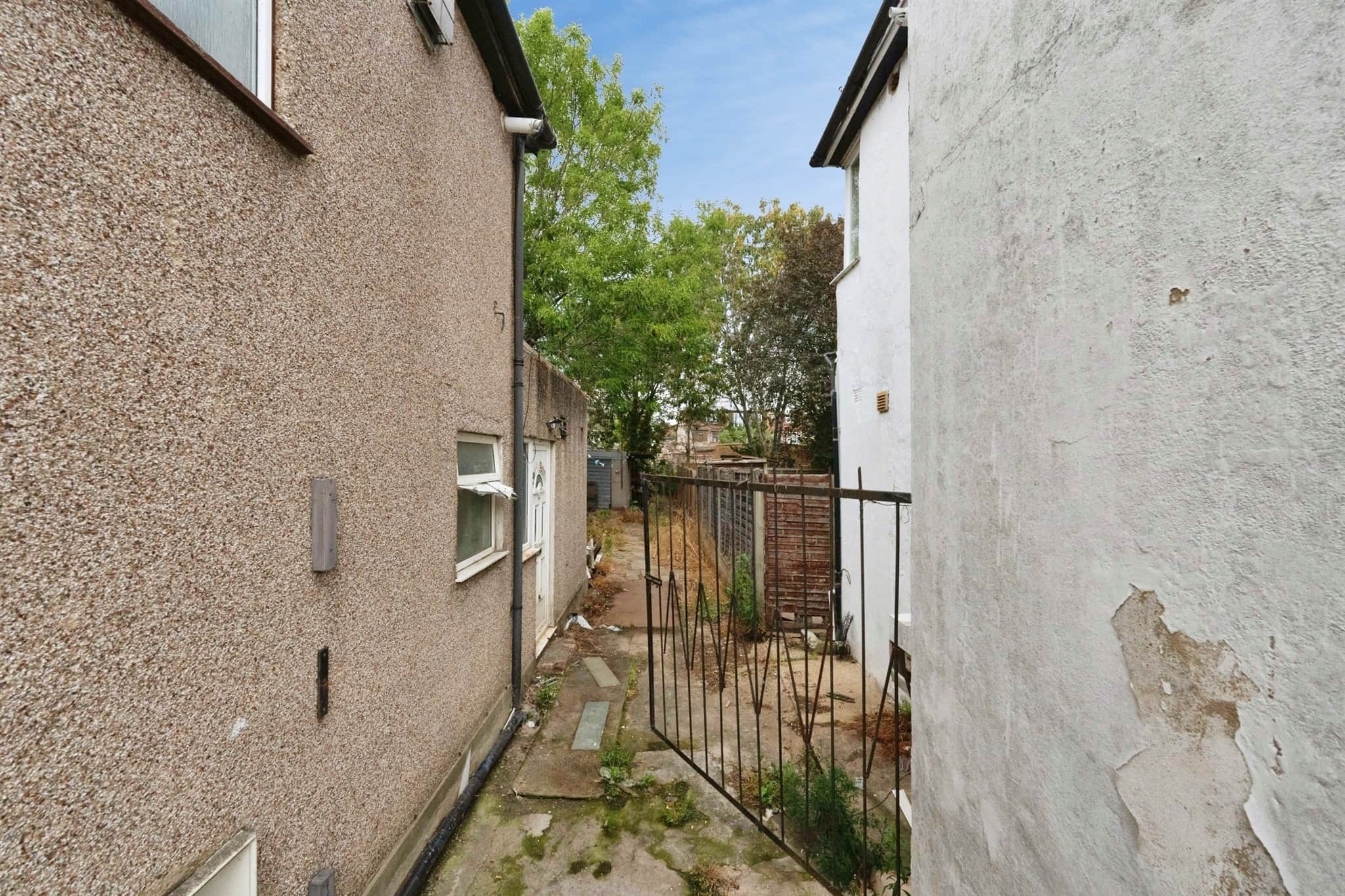 Property at Stuart Avenue, Harrow