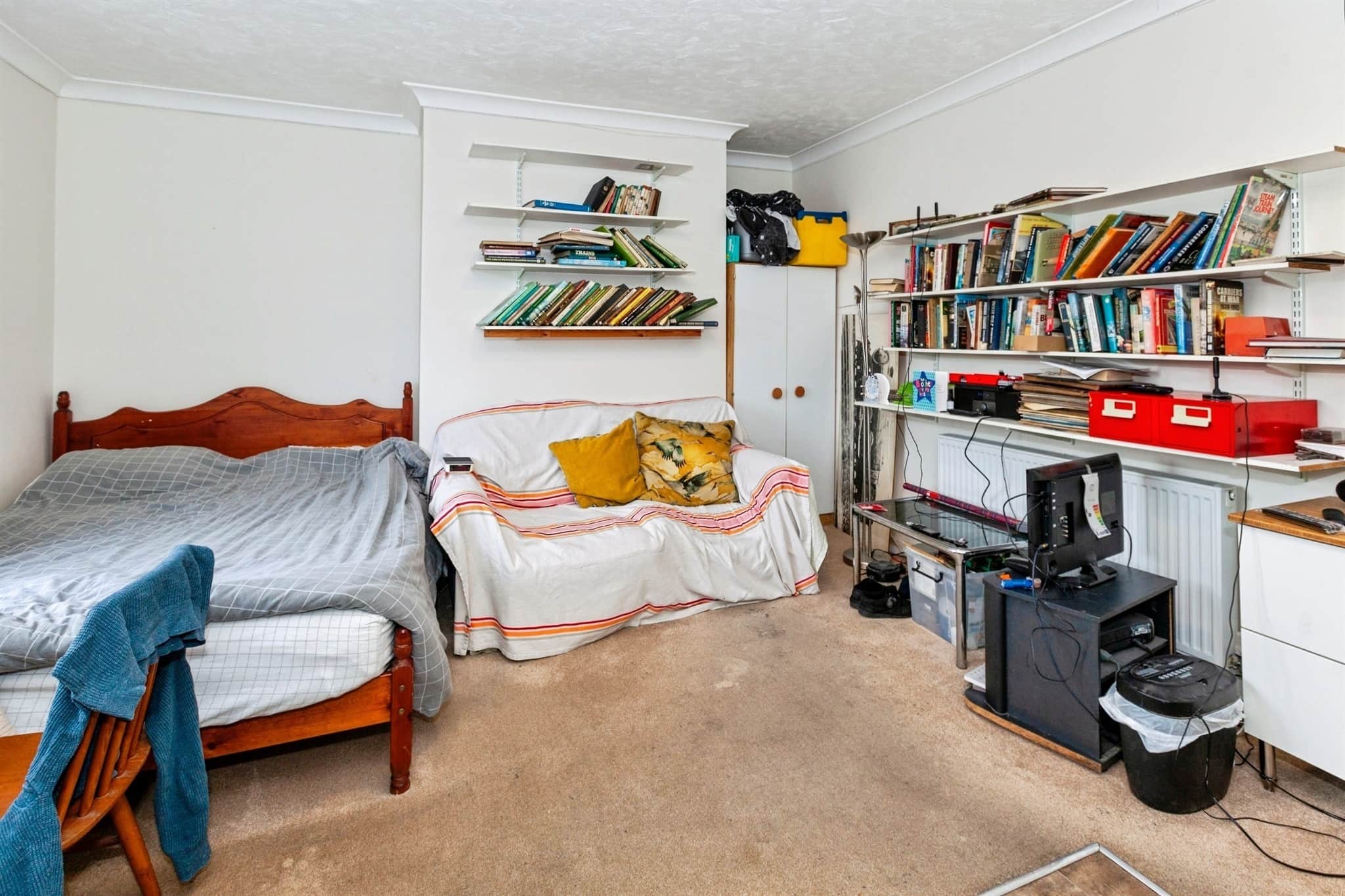 Property at Hencroft Street South, Slough