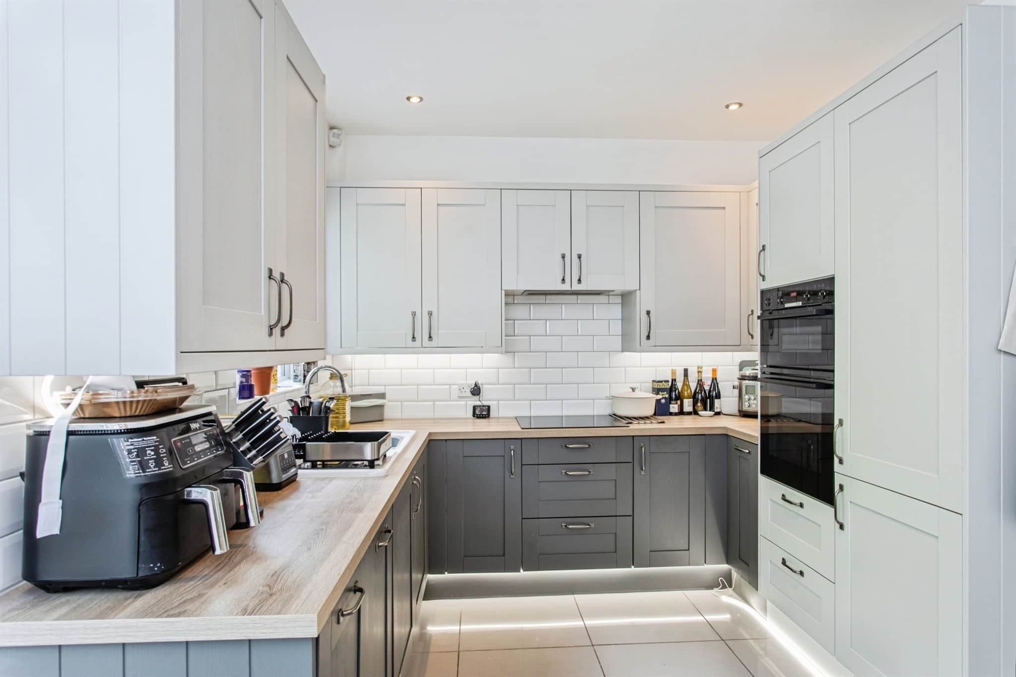 Property at Ennismore Gardens, Southend-On-Sea