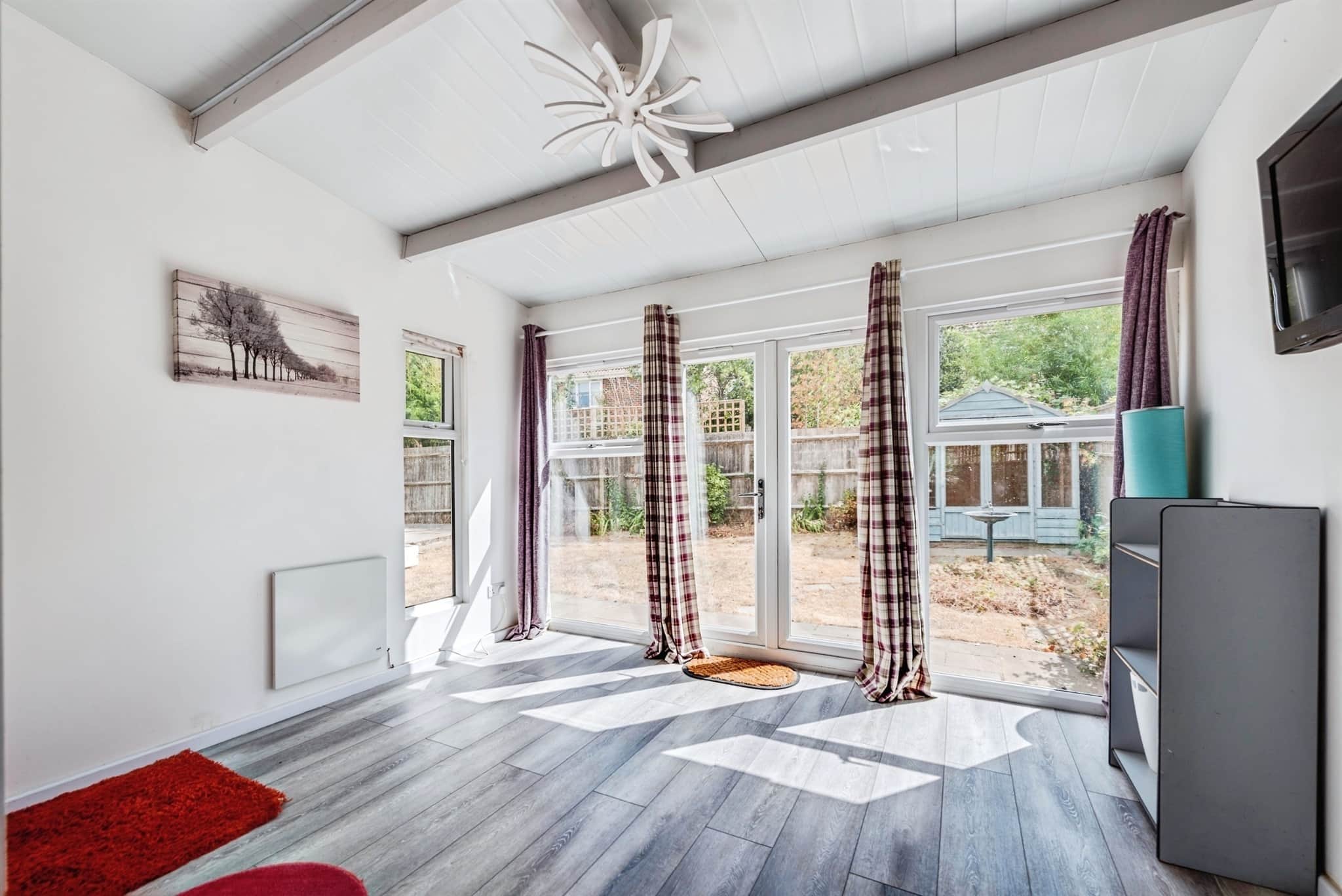 Property at Moreton Lane, Thame