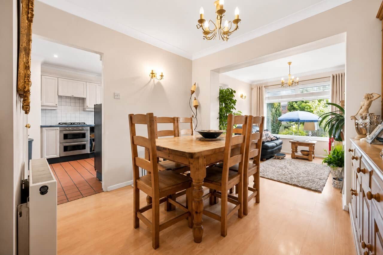 Property at Chiswell Green Lane, St. Albans