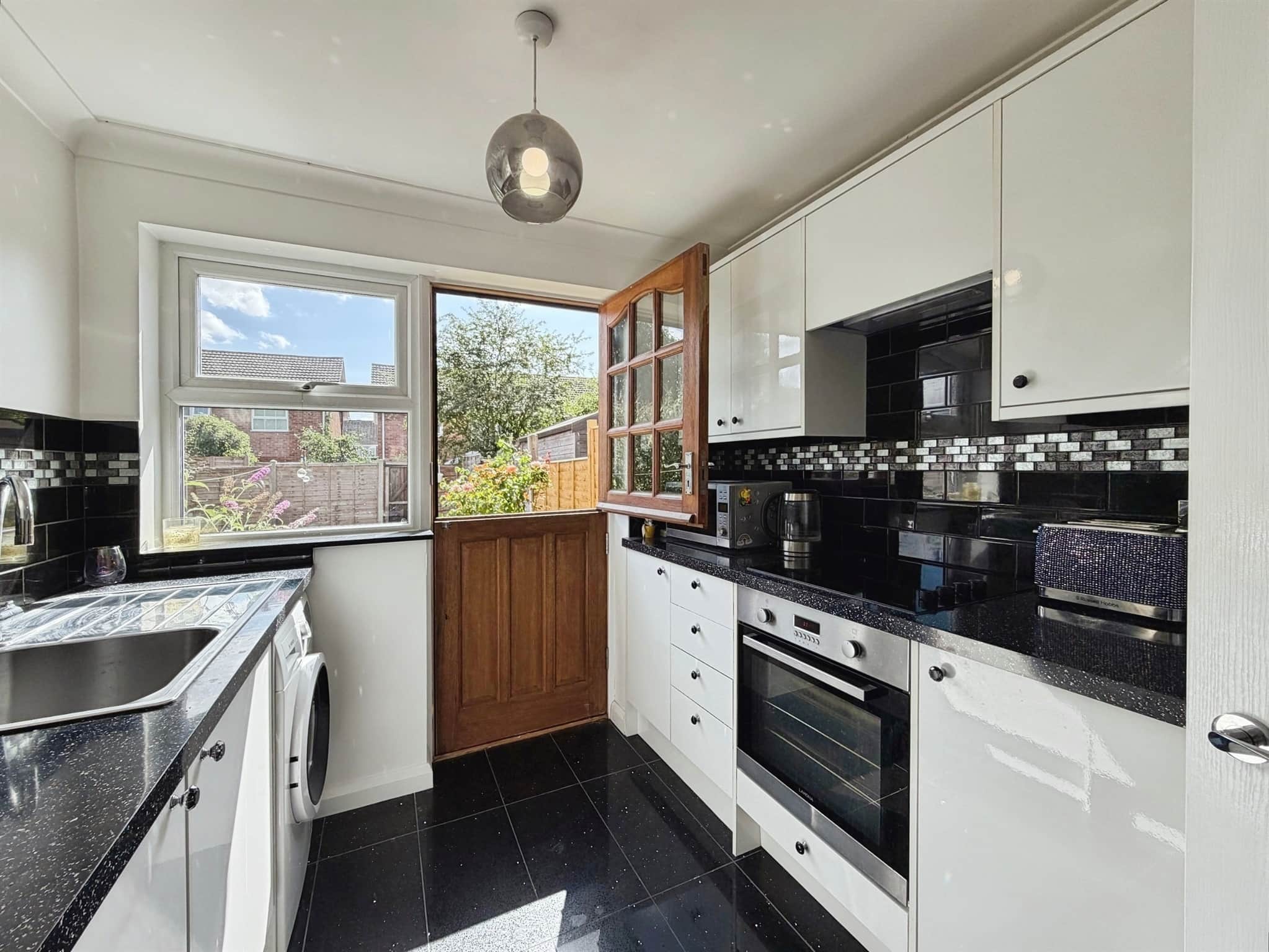 Property at Trevelyan Crescent, Stratford-Upon-Avon