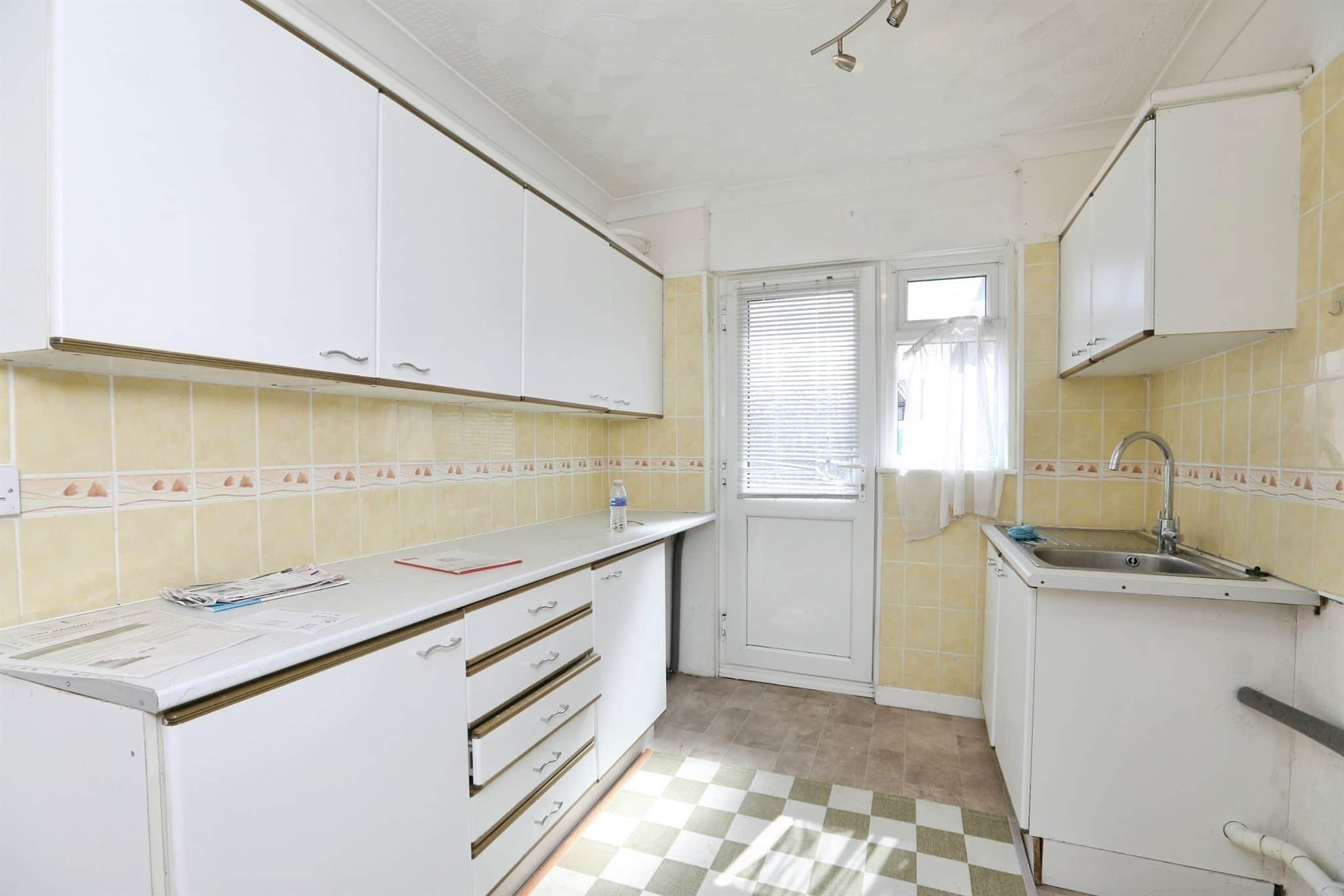 Property at Regis Crescent, Sittingbourne