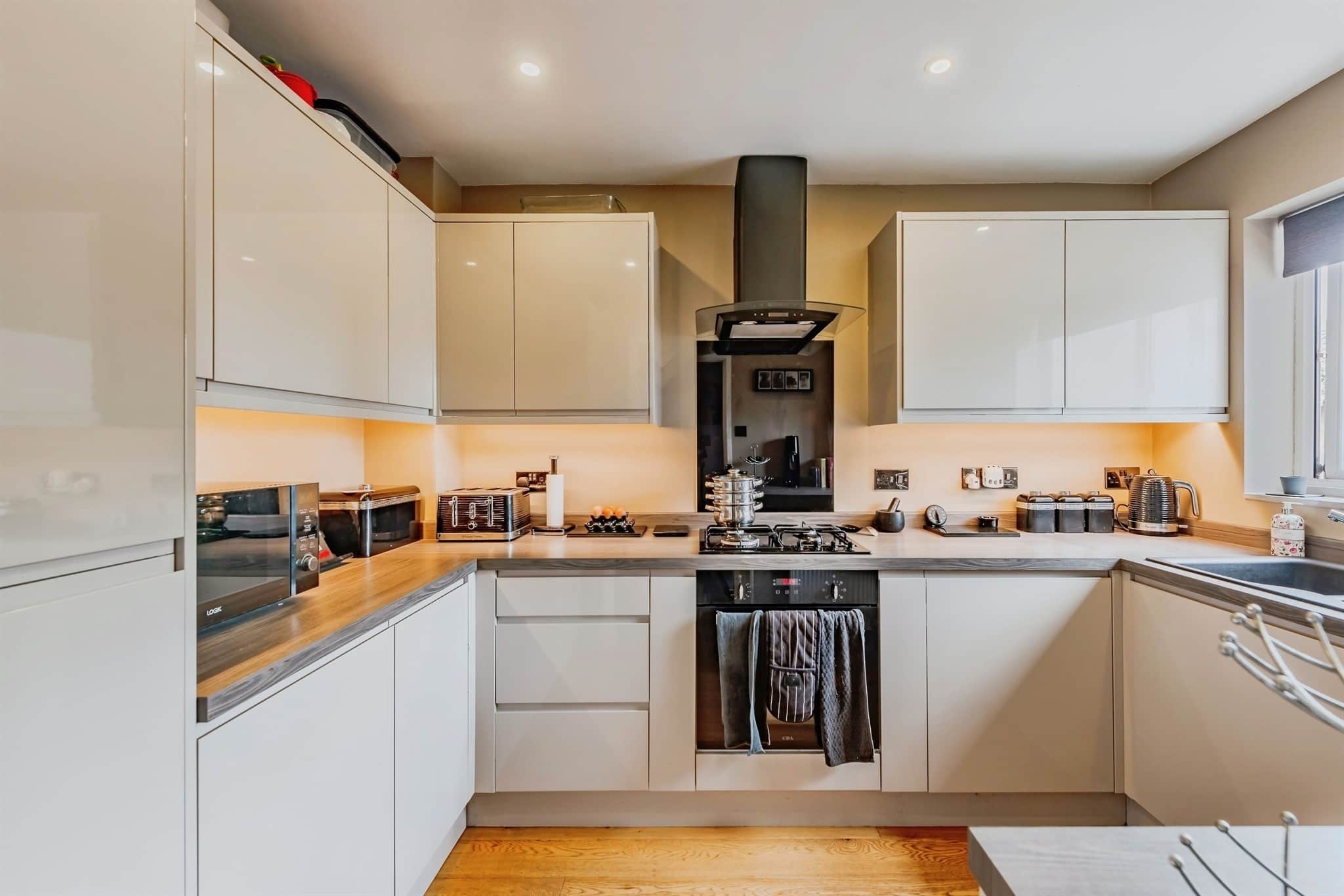 Property at The Woodlands, Smallfield, Horley