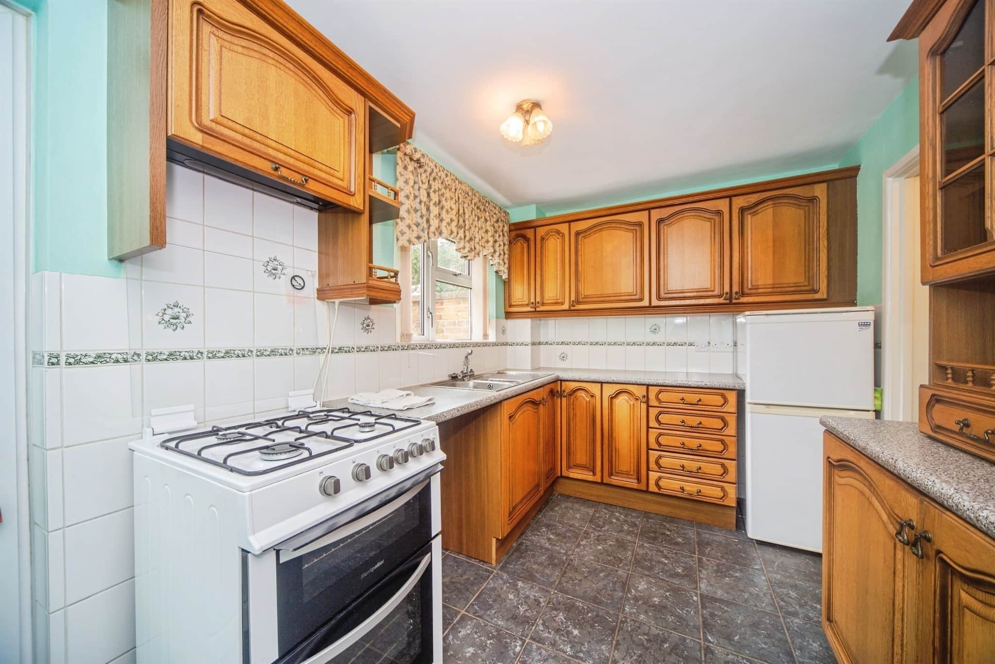 Property at Hinkler Road, Southampton