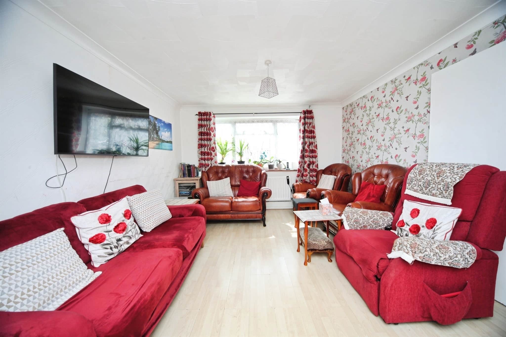 Property at Charlwood Road, Luton