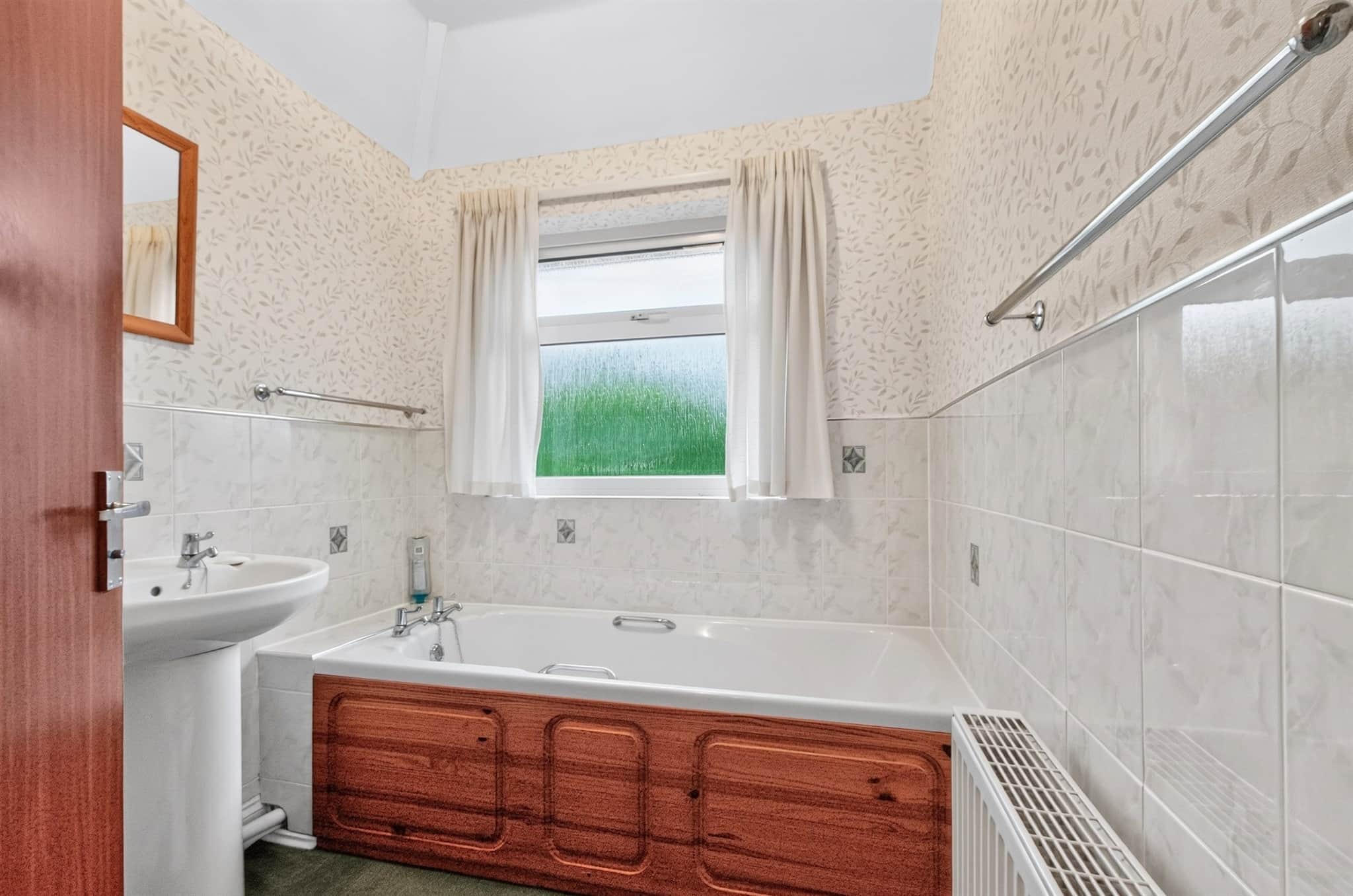 Property at Crabtree Lane, Harpenden