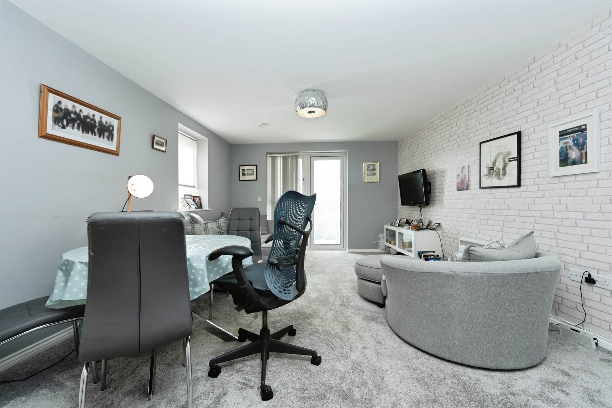 Property at Manor Way, Borehamwood