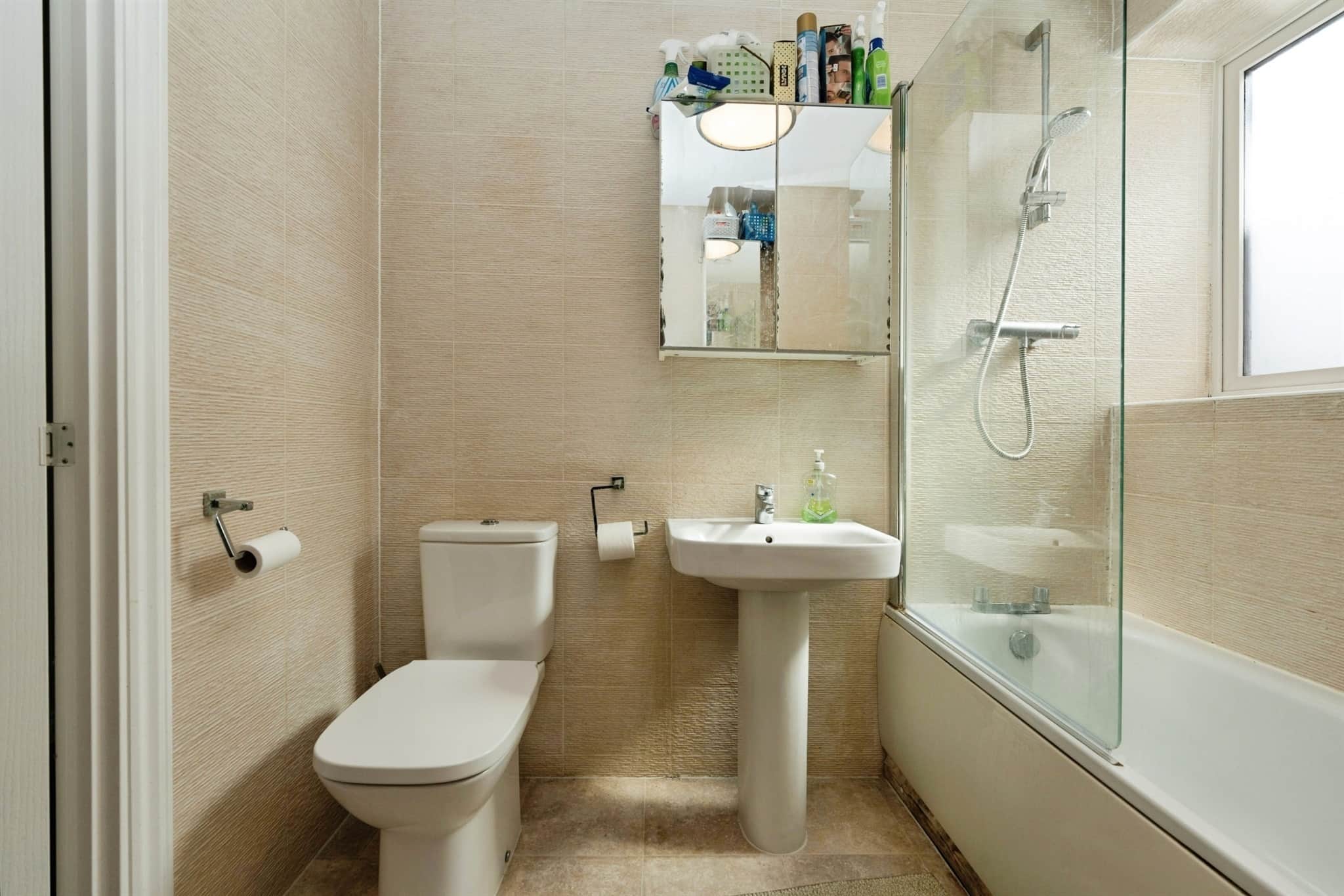 Property at Manor Way, Borehamwood