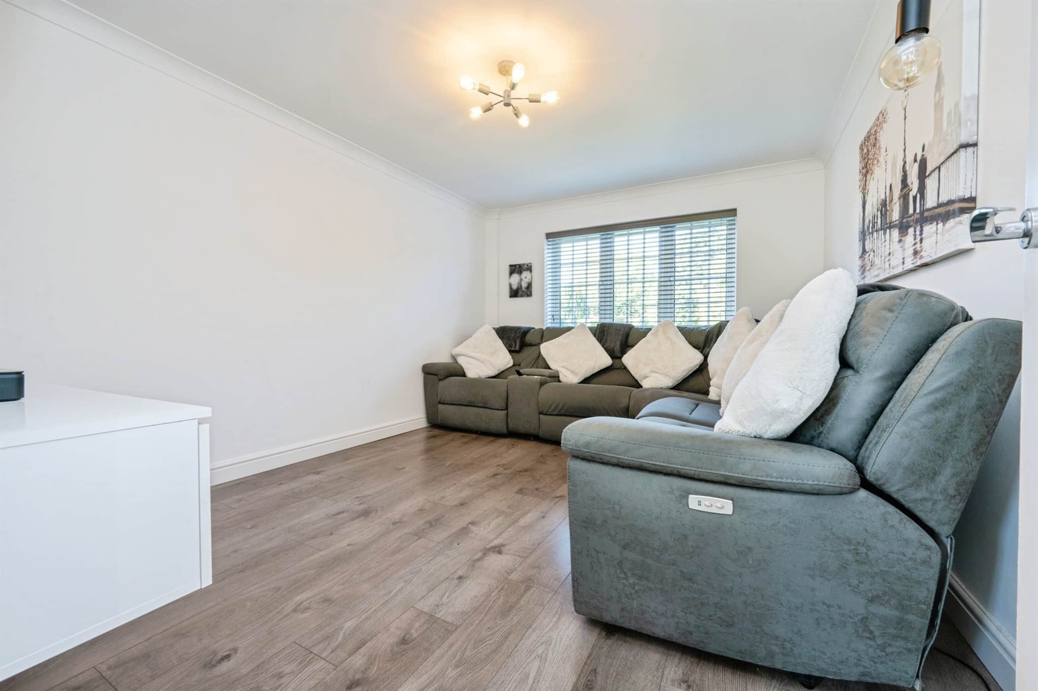 Property at Manor Road, London Colney, St. Albans