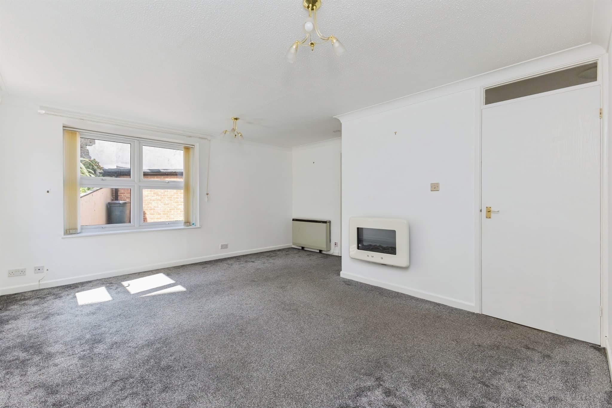 Property at East Cliff Road, Dawlish