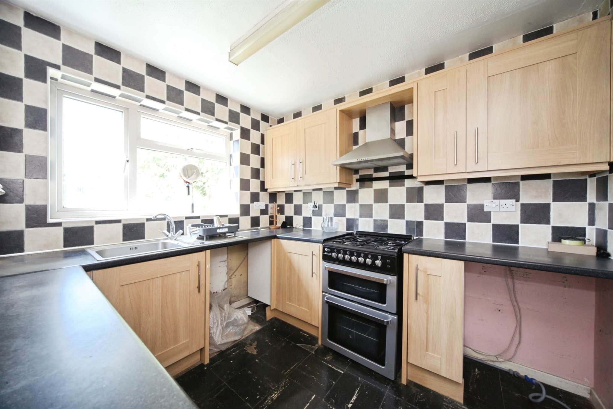 Property at Winchester Gardens, Luton