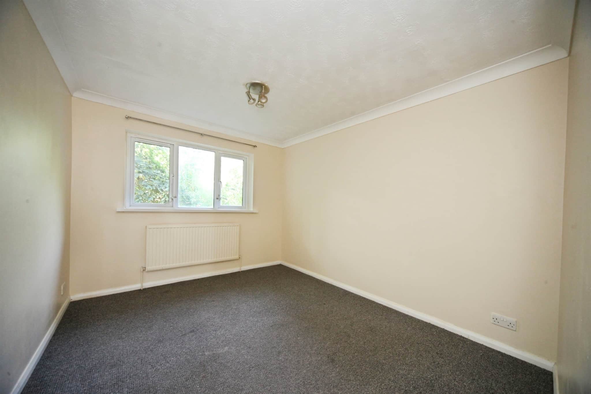 Property at Moreton Road North, Luton