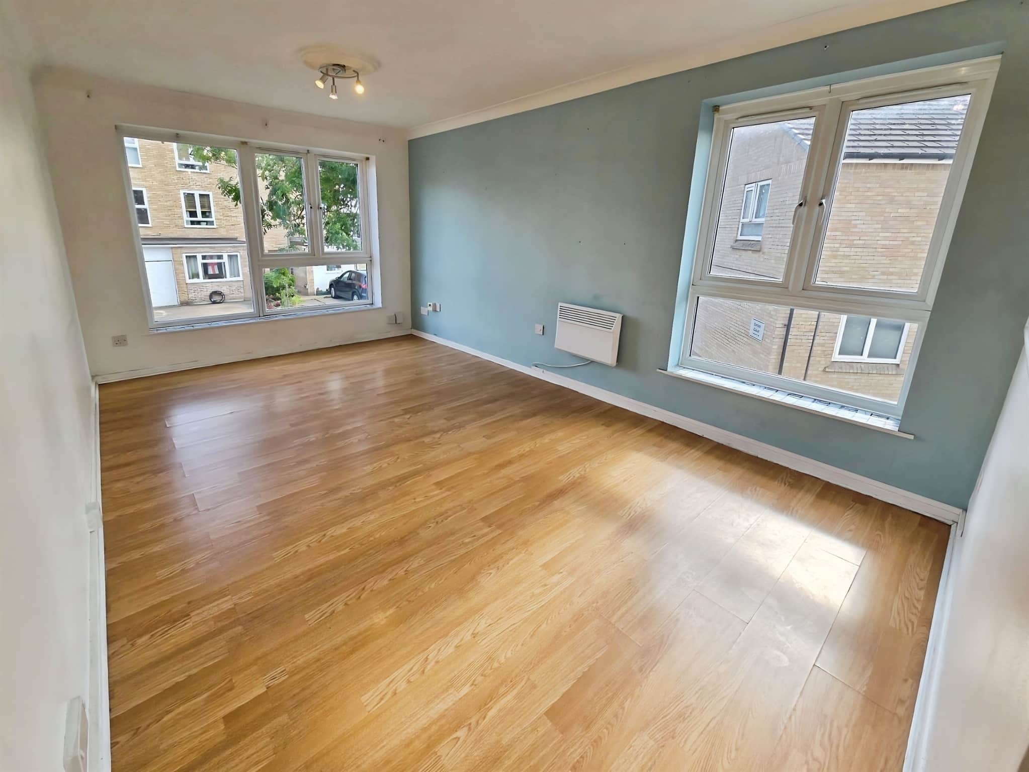 Property at Barton Crescent, Leamington Spa