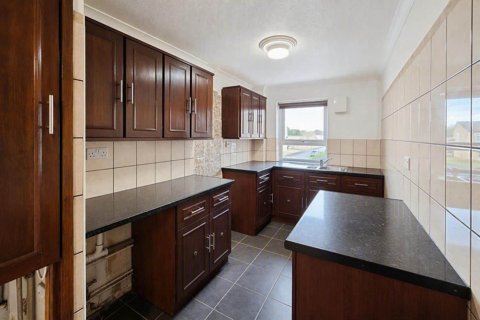 Property at Barton Crescent, Leamington Spa