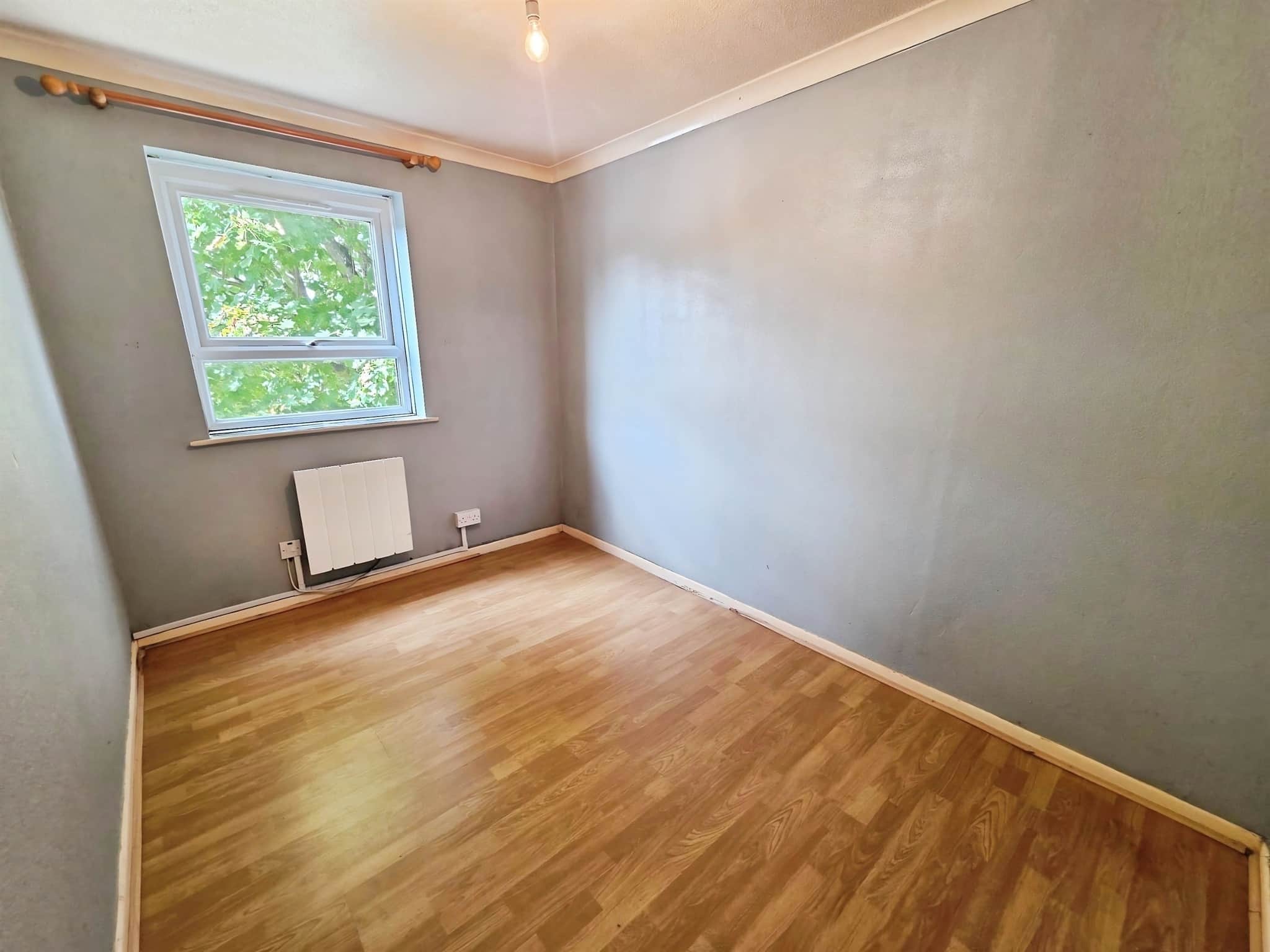Property at Barton Crescent, Leamington Spa