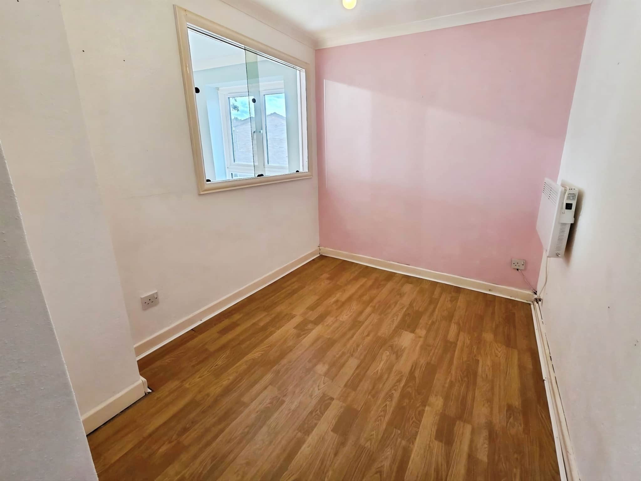 Property at Barton Crescent, Leamington Spa
