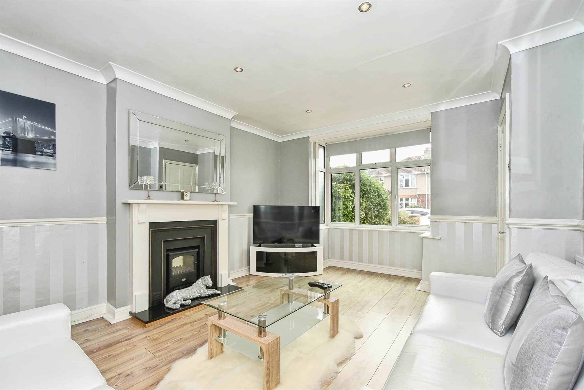 Property at Shipton Grove, Swindon