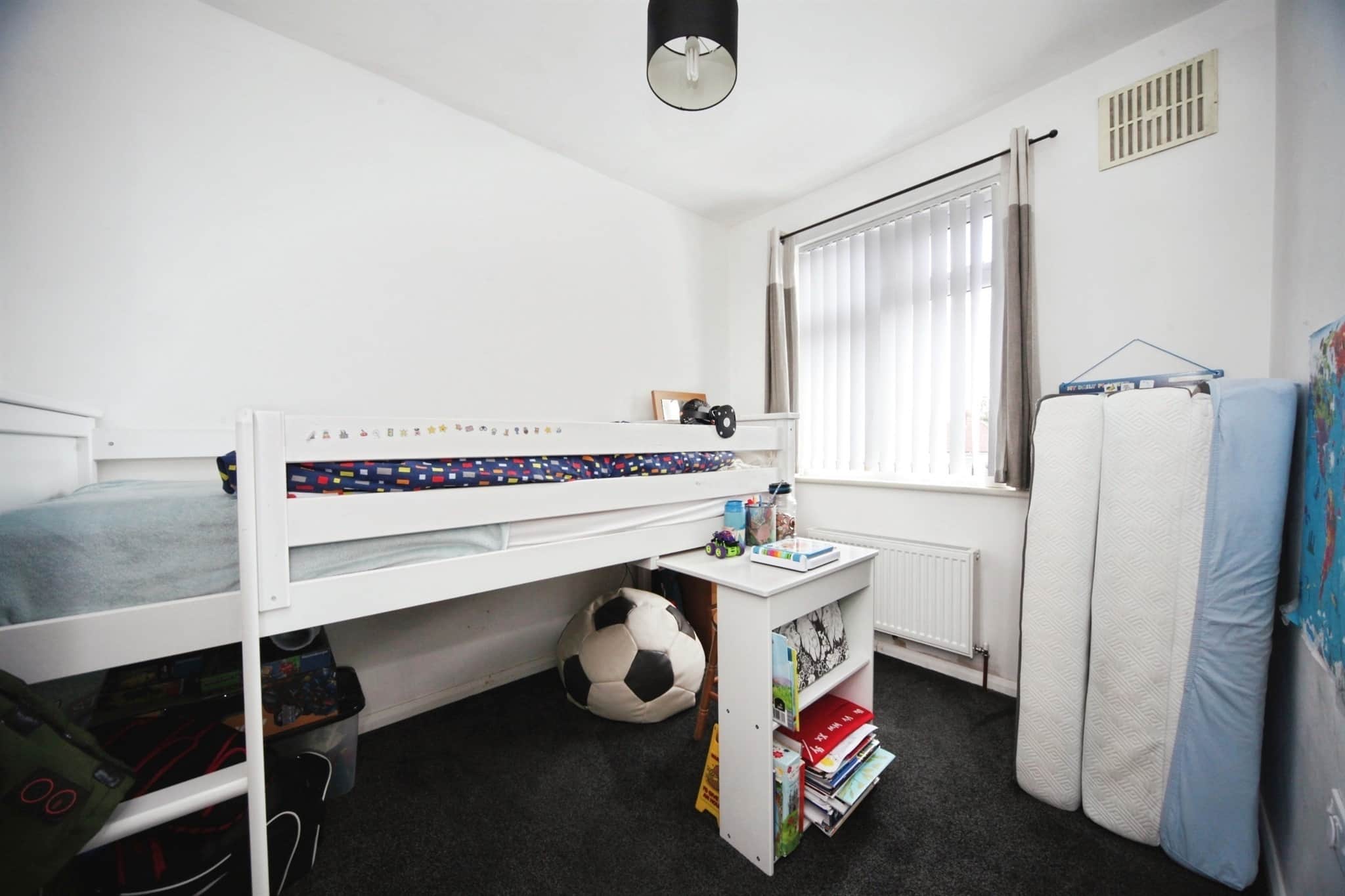Property at Third Avenue, Luton