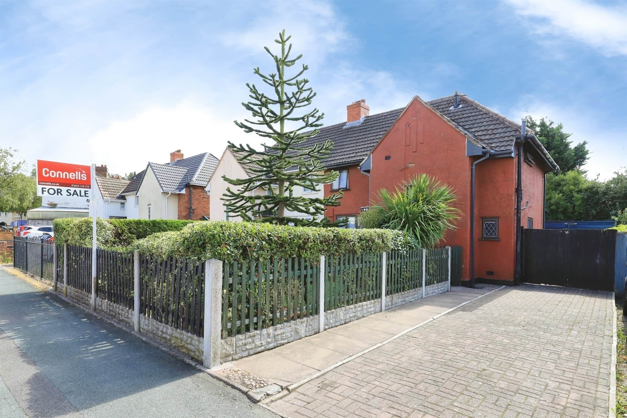 Property at Deansfield Road, Eastfield, Wolverhampton