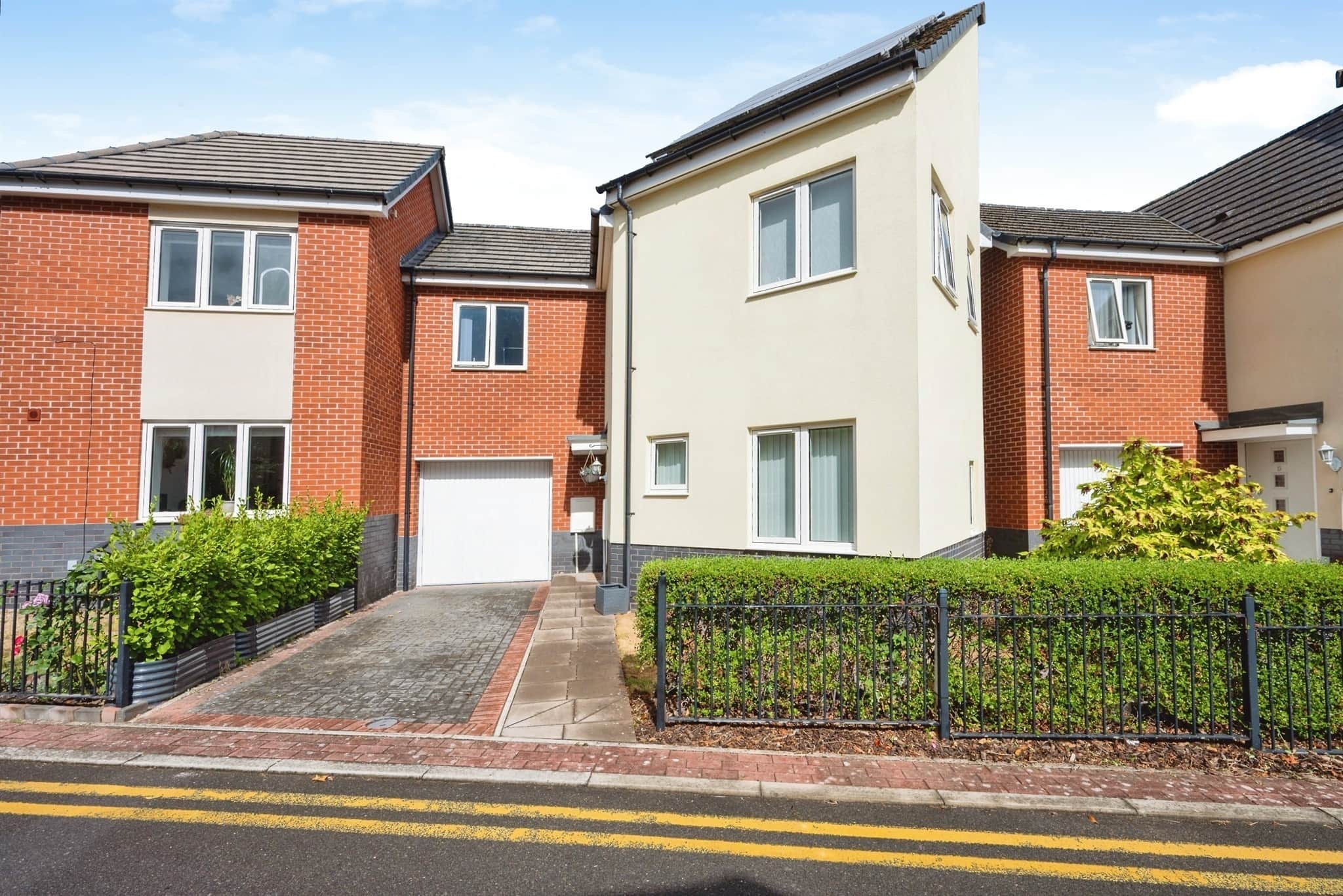 Property at Graston Close, Birmingham