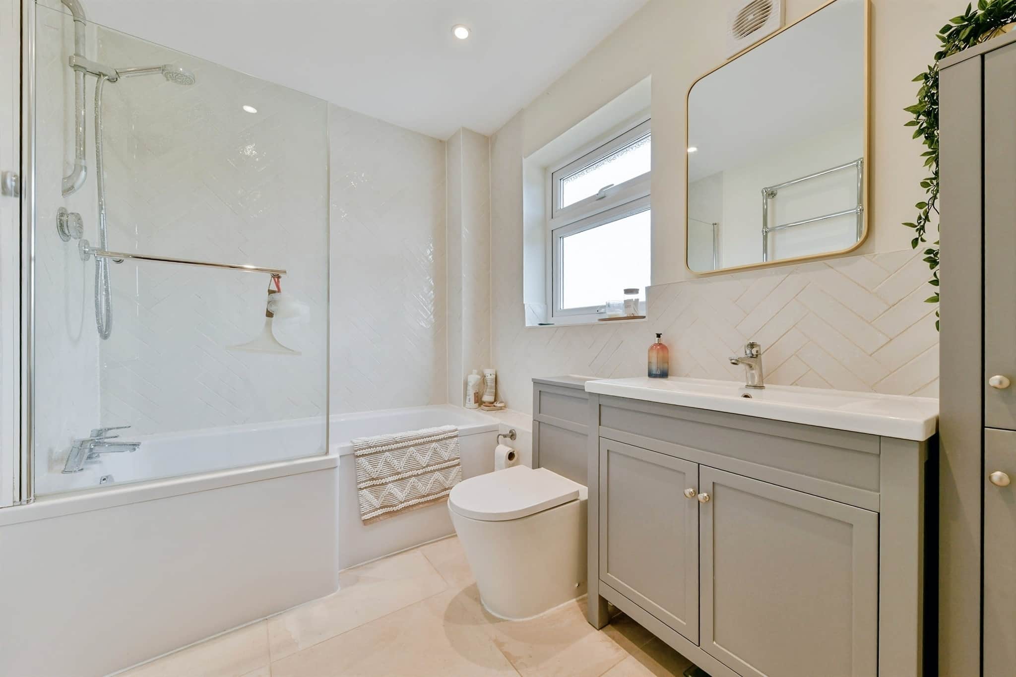 Property at Petworth Close, Bragbury End, Stevenage