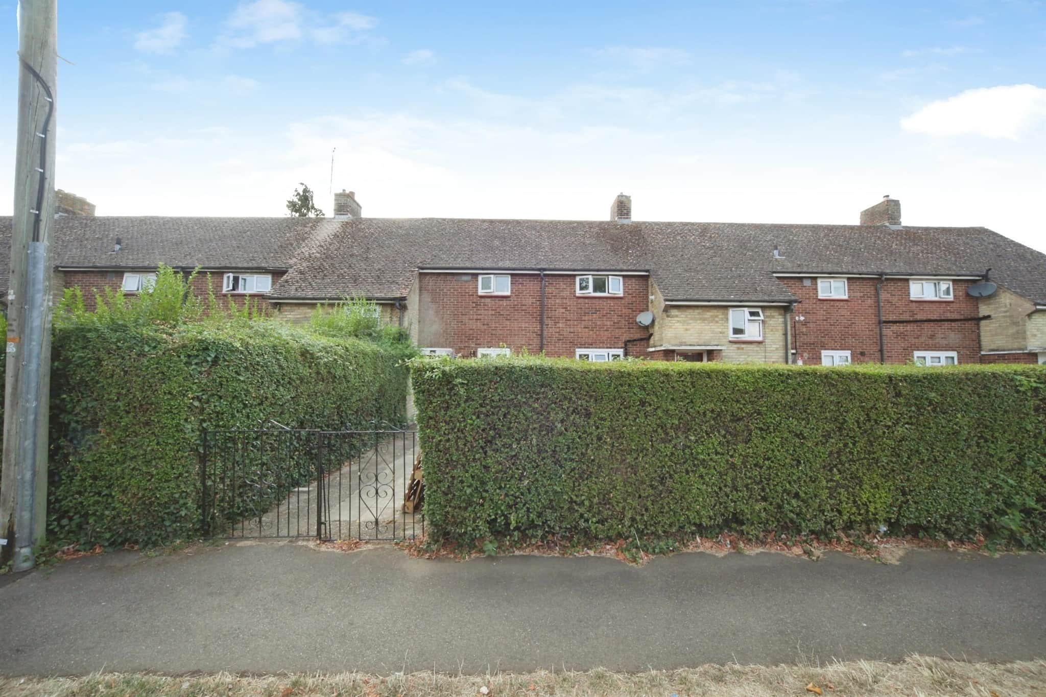 Property at Bush Close, Toddington, Dunstable