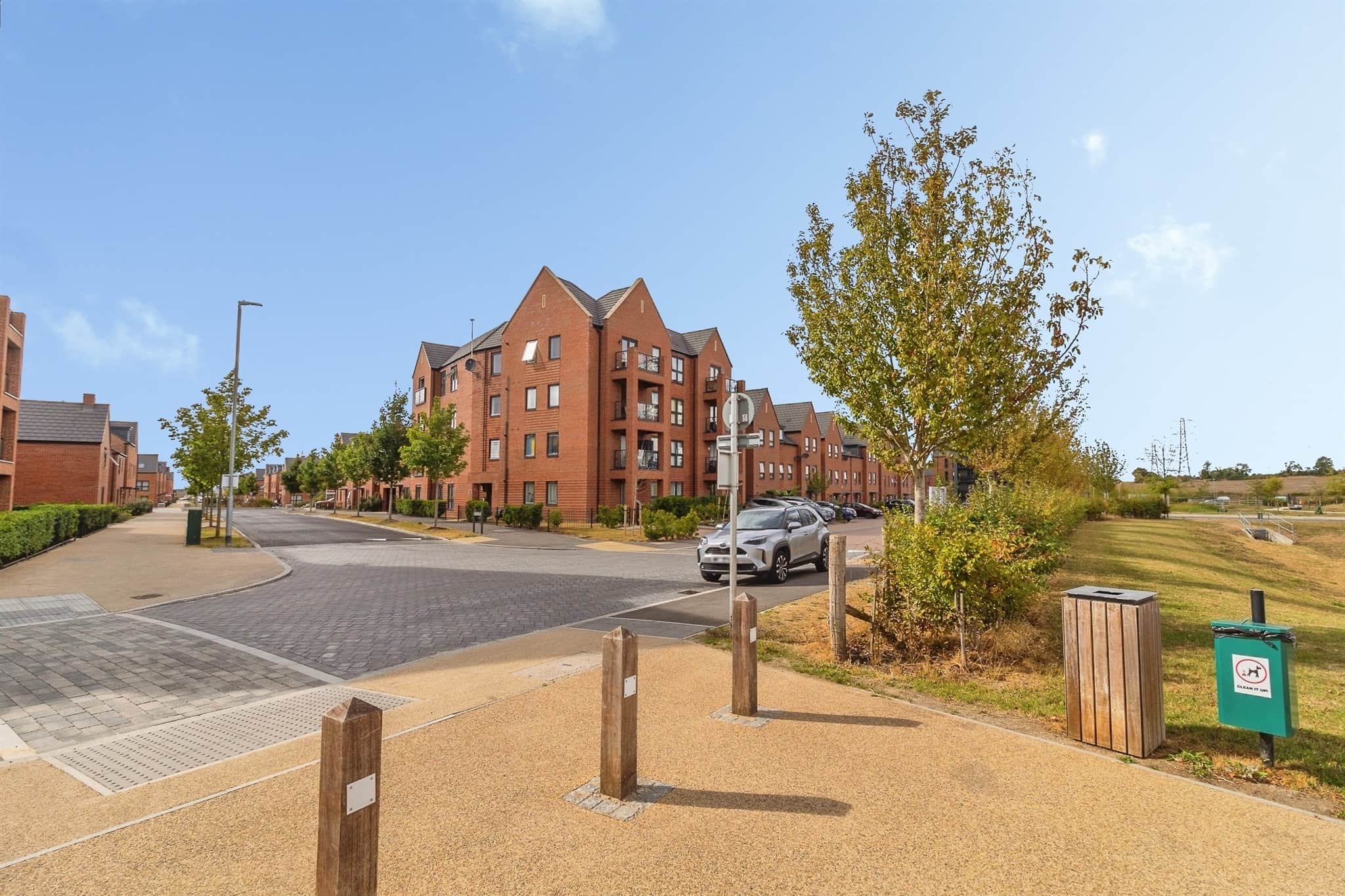 Property at Sallow Field, Houghton Regis, Dunstable