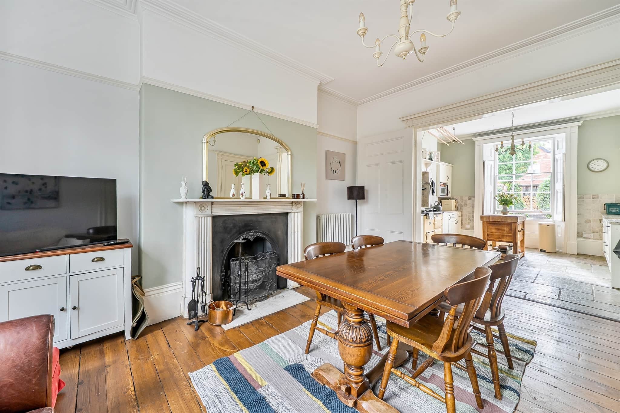 Property at Milverton Crescent, Leamington Spa