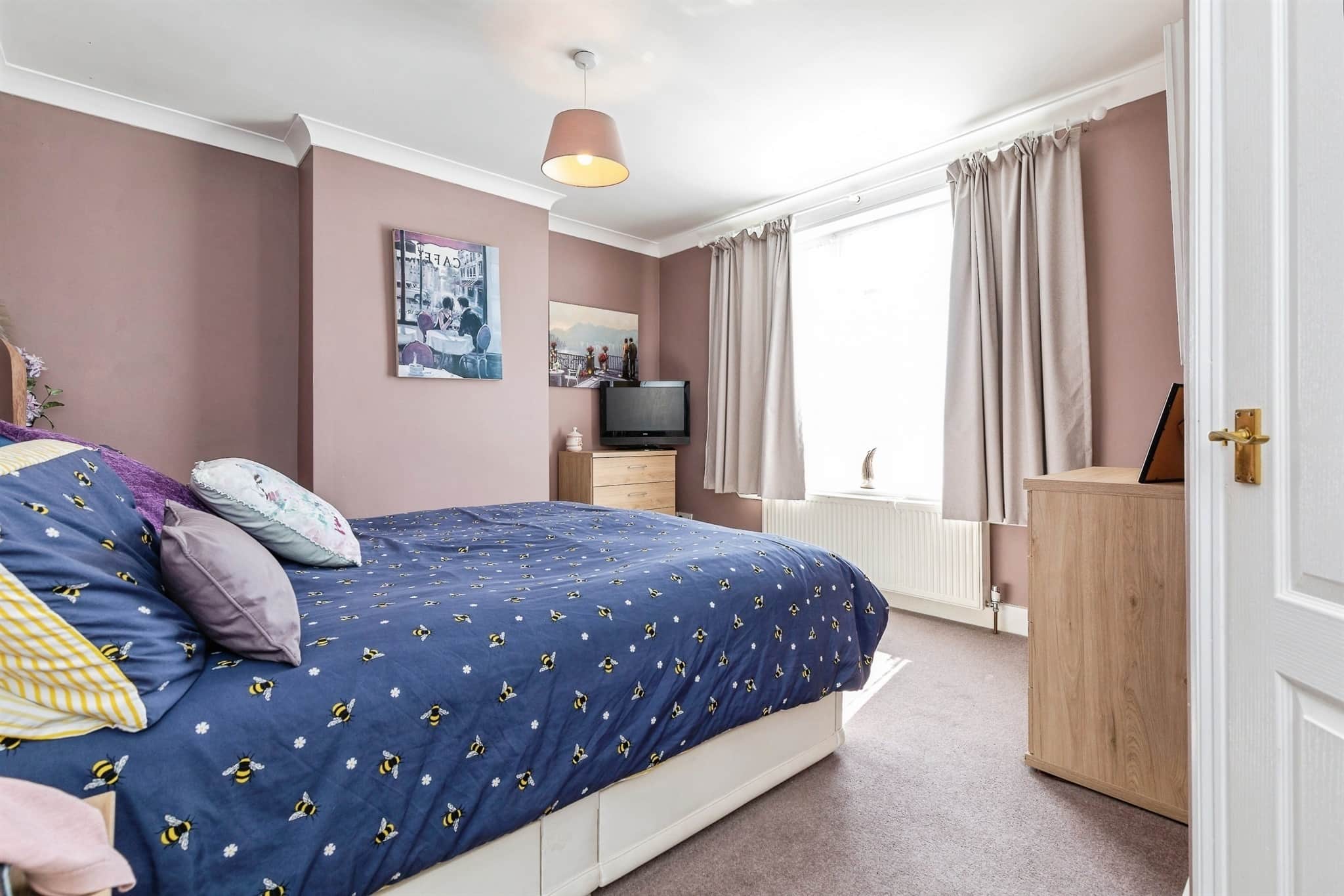 Property at Glebe Road, Gillingham