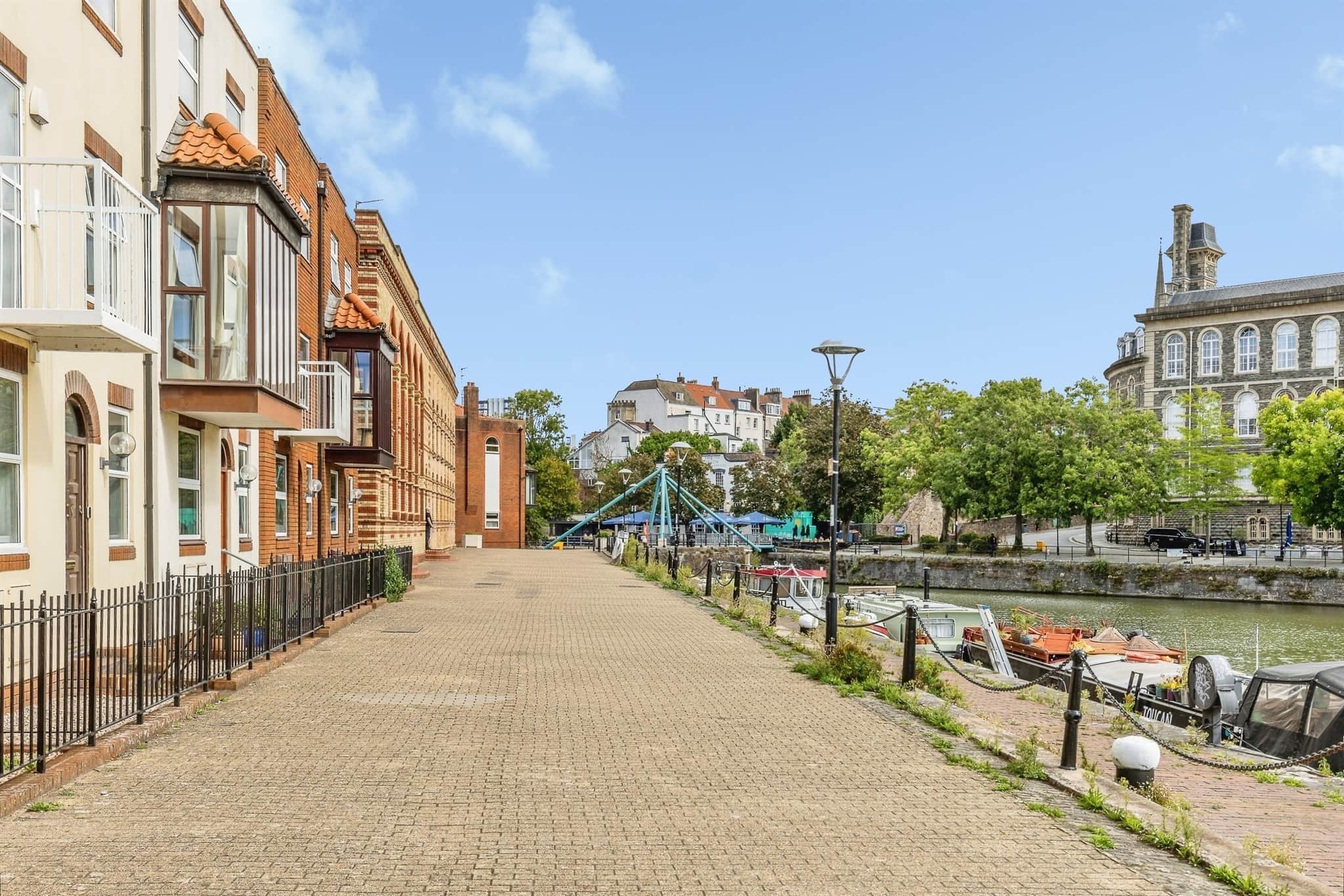 Property at Bathurst Parade, BRISTOL