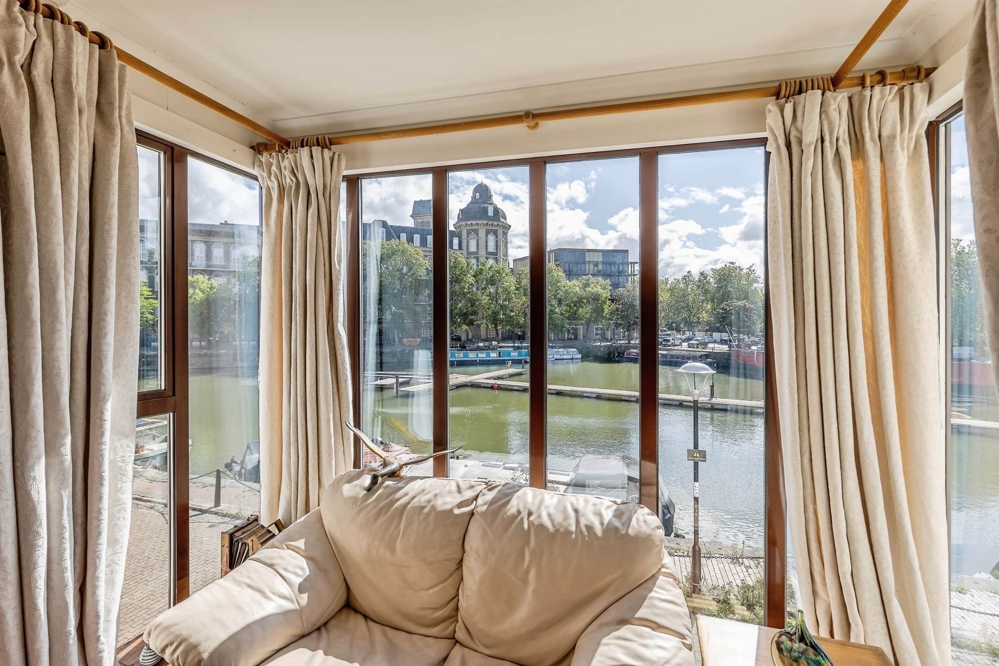 Property at Bathurst Parade, BRISTOL