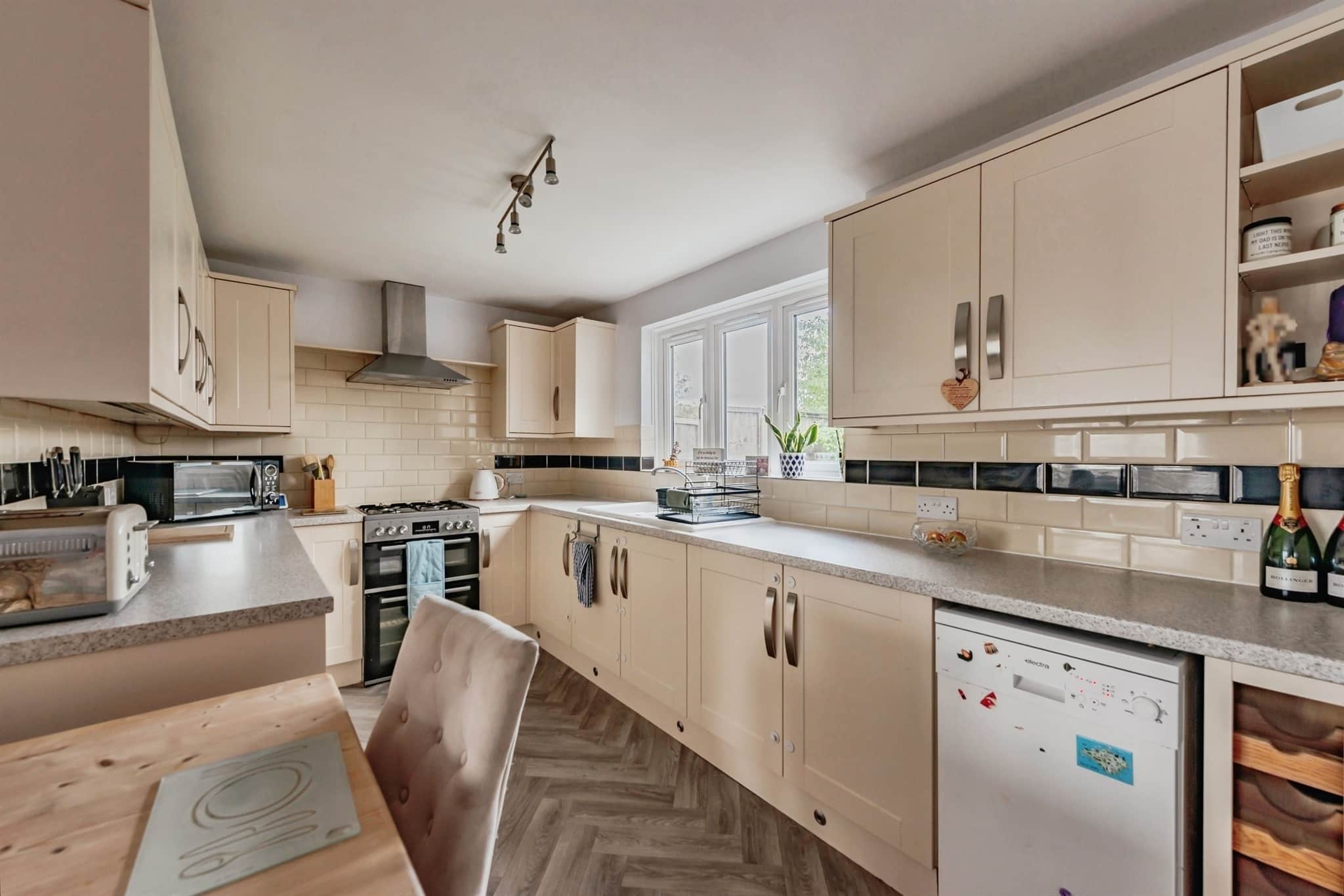Property at Ockleys Mead, Godstone