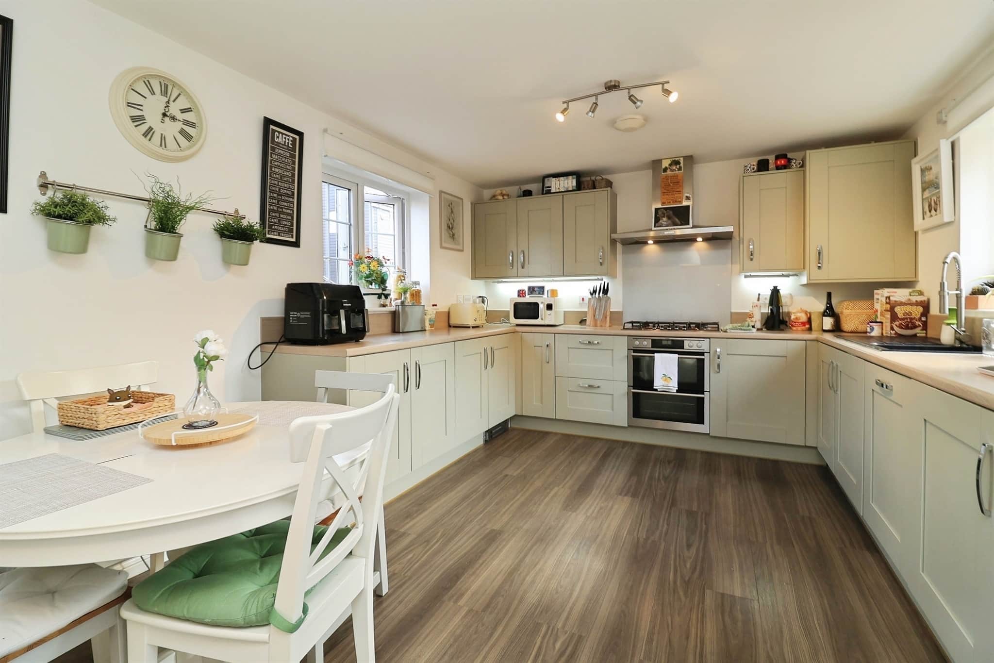 Property at Aylesbury Drive, Houghton Regis, Dunstable